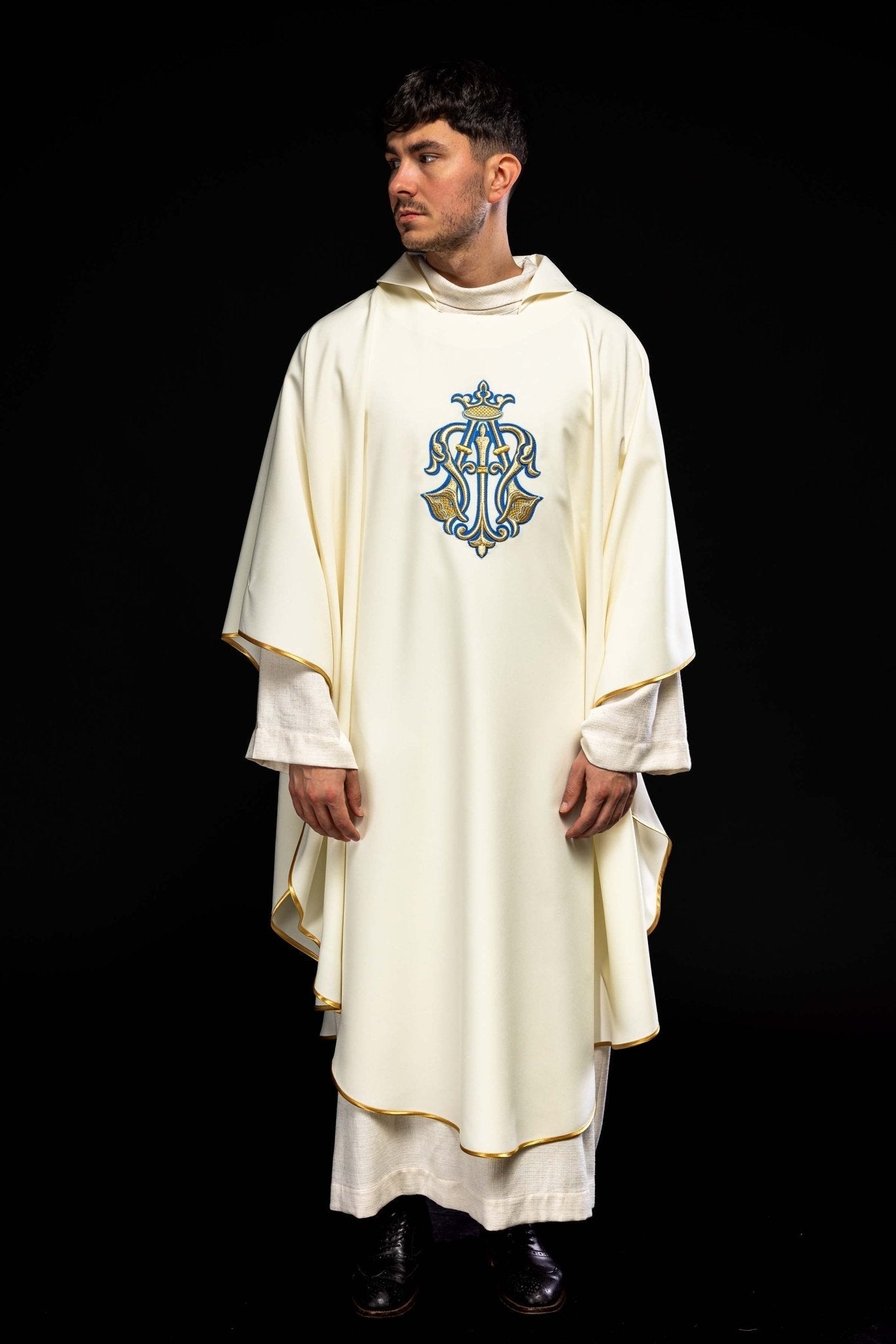 Ecru embroidered chasuble with Marian symbol and wide collar KOK/002/05/12/KARO - HAFTINAUSA.COM