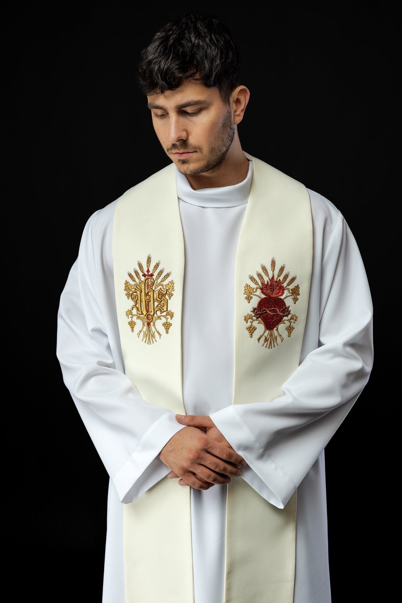 Ecru embroidered stole with a cross, IHS, and the heart of Jesus Christ KST/159/05/01 ECRU - HAFTINAUSA.COM