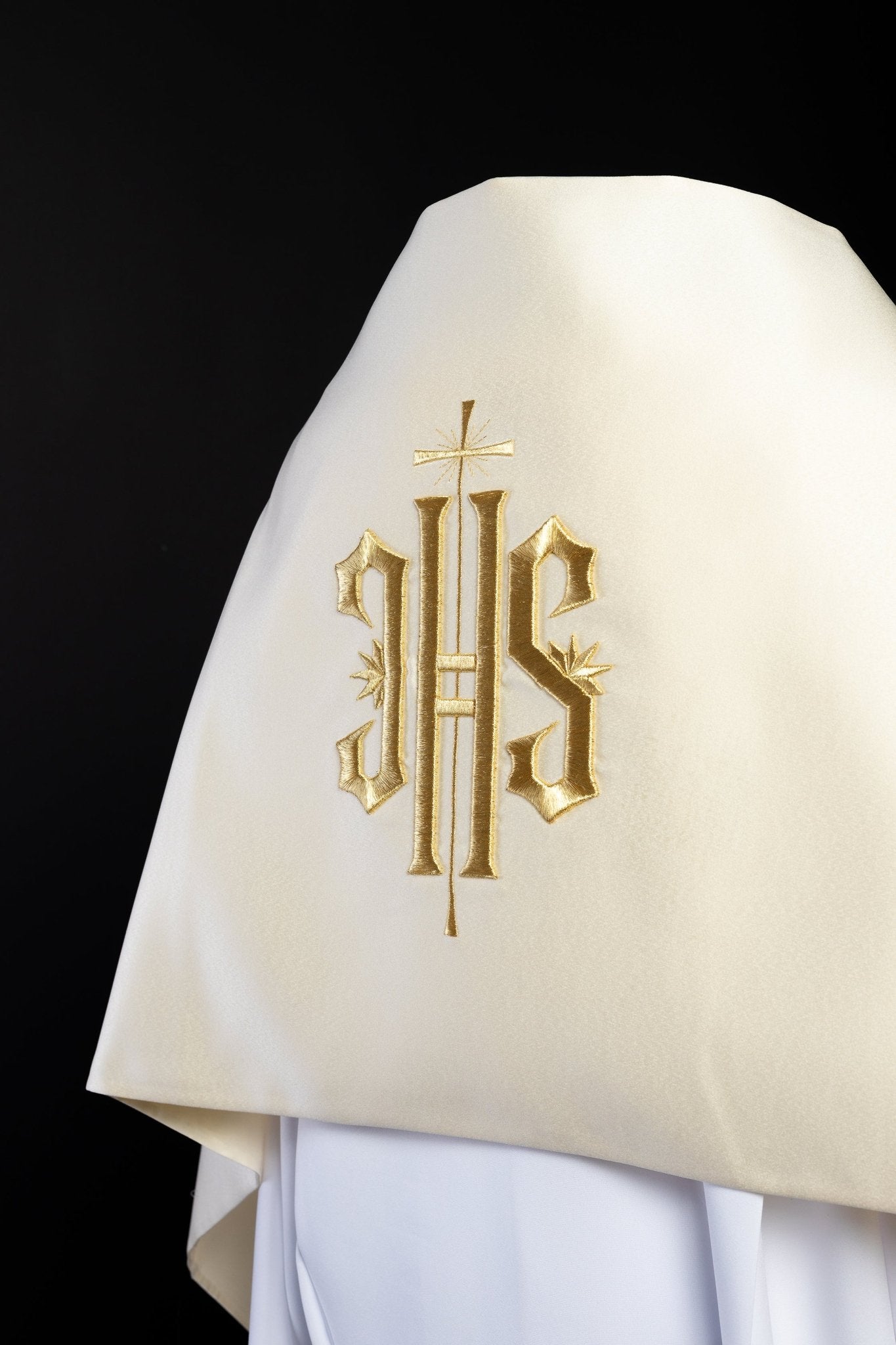 Ecru IHS embroidered liturgical veil KWL/021/05/20 50*270 ECRU SAT. - HAFTINAUSA.COM