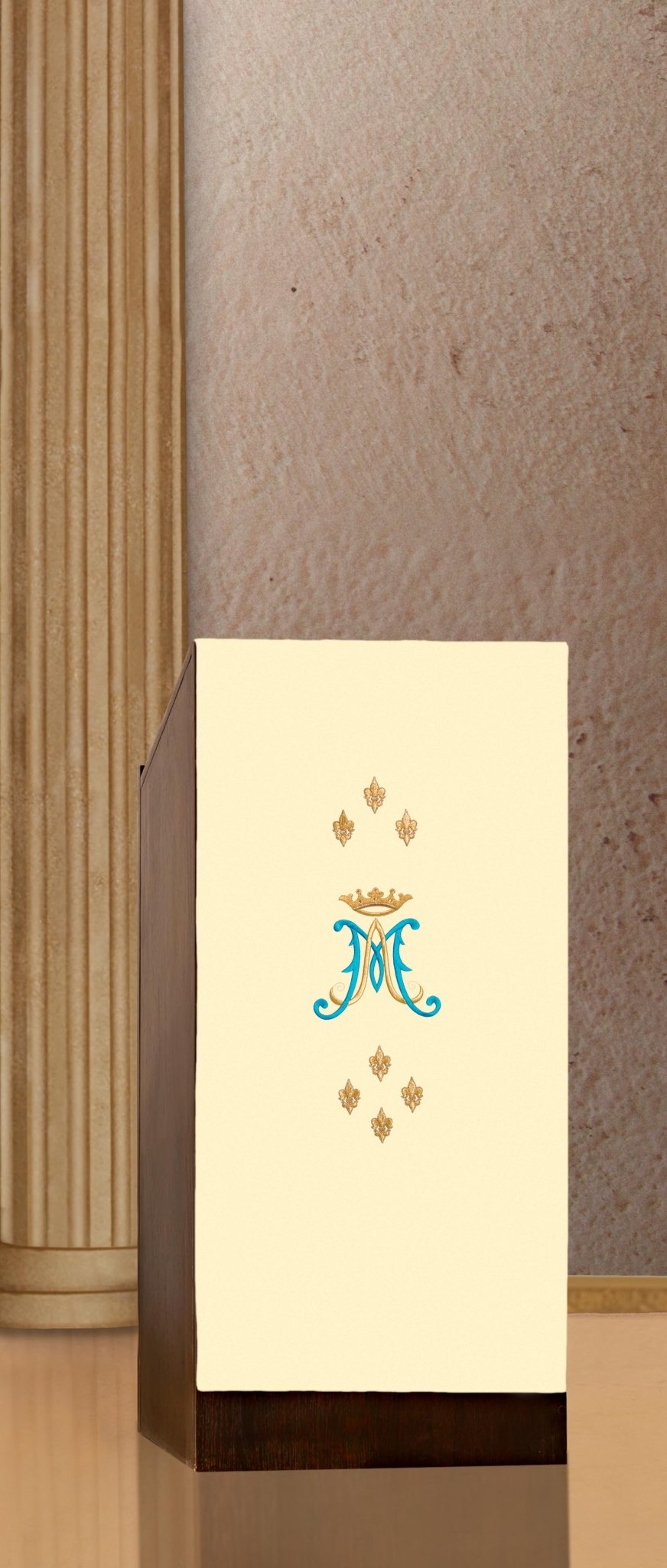 Ecru lectern cover embroidered with an ecru Marian motif KMO/017/05/01 ECRU 55*250 - HAFTINAUSA.COM