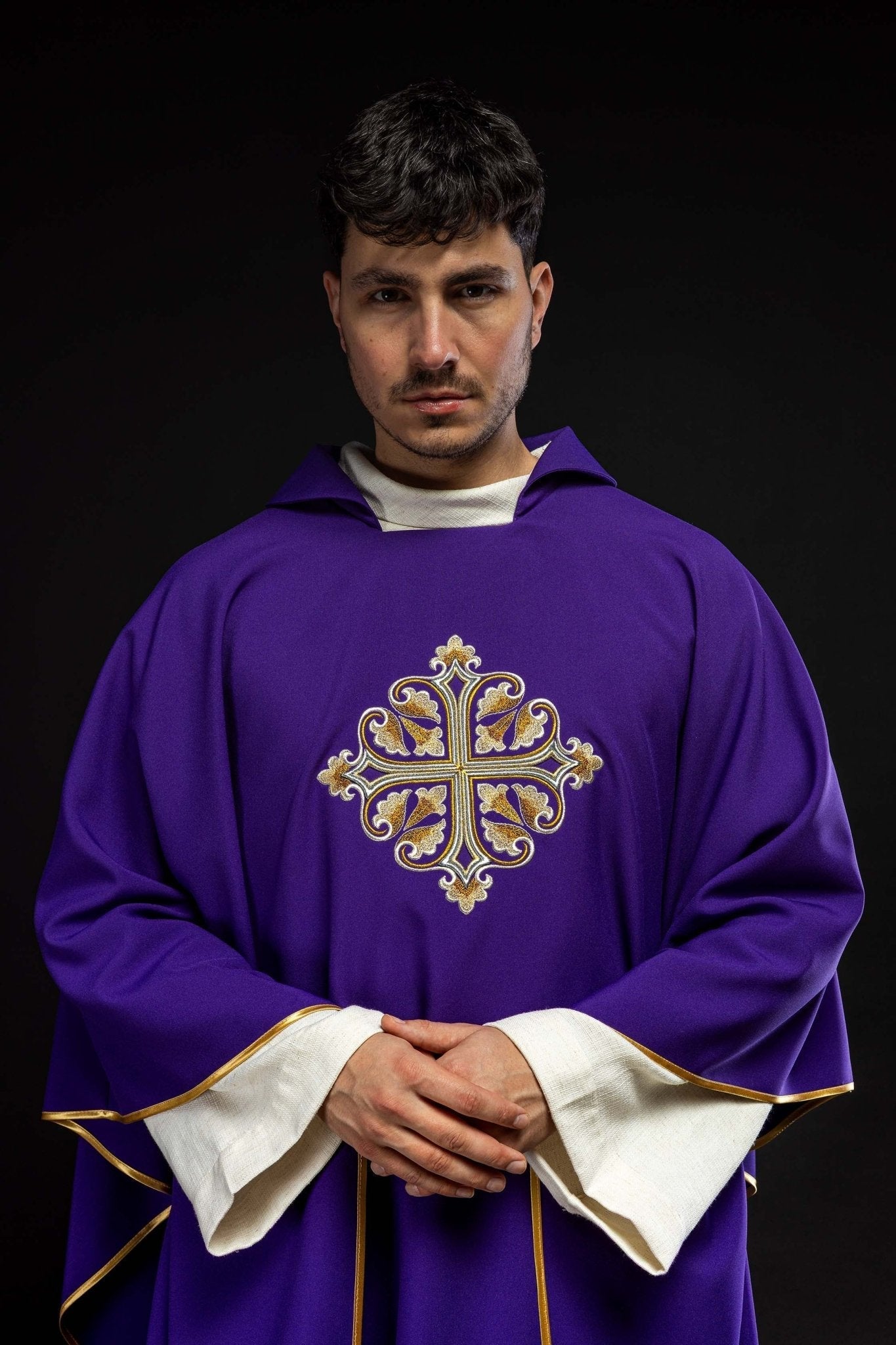 Embroidered chasuble with a decorated cross and wide collar, purple KOK/003/03/12/KARO - HAFTINAUSA.COM