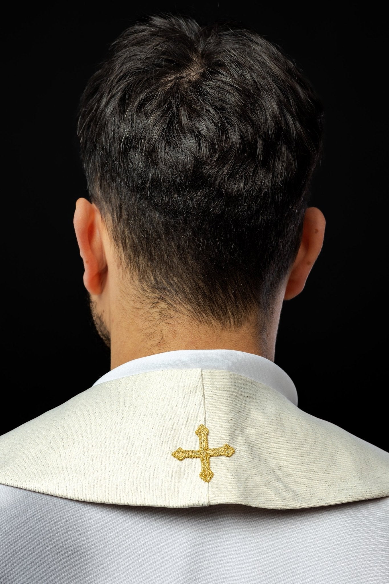 Embroidered priestly stole adorned with stones LE/2010/10 - HAFTINAUSA.COM