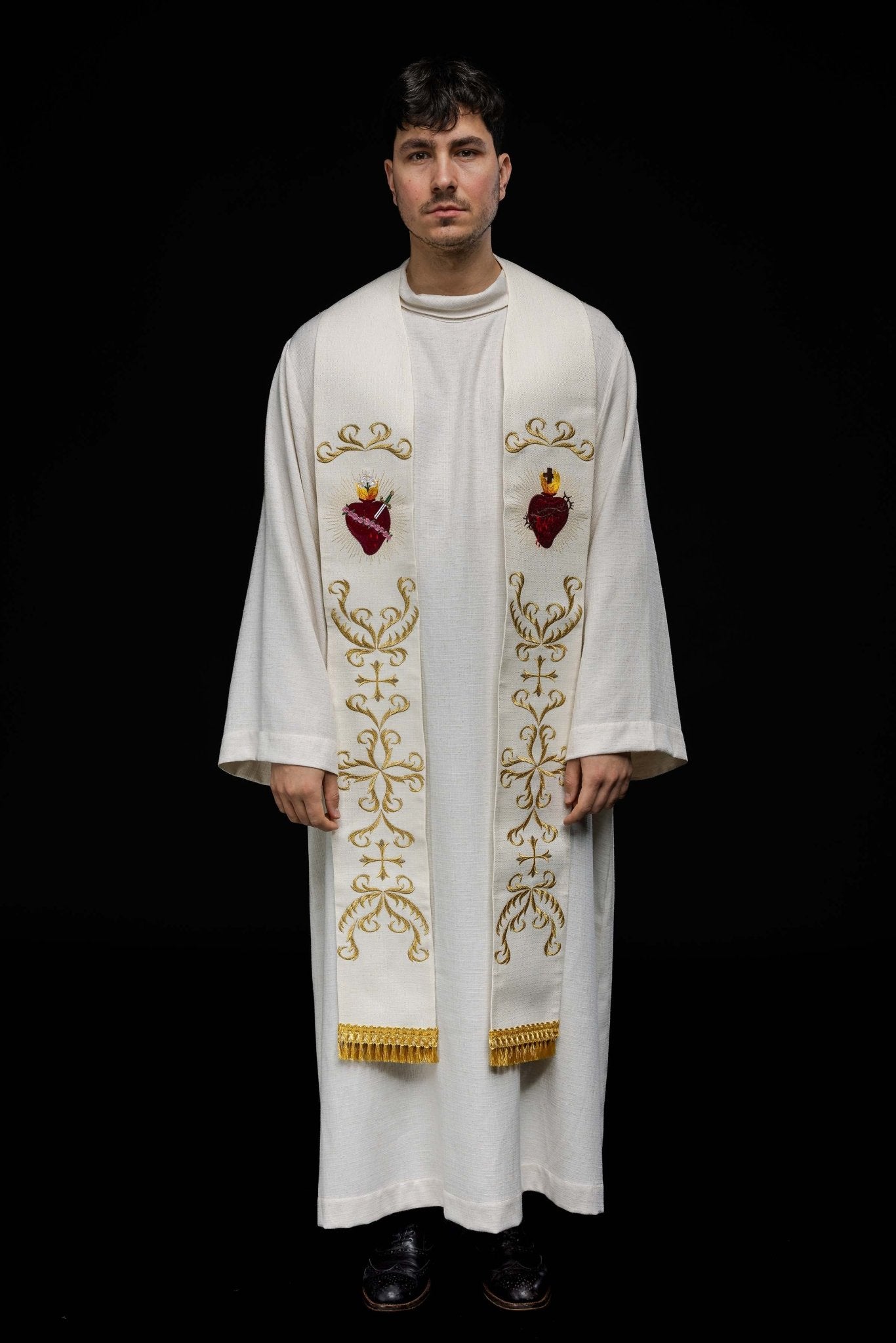 Embroidered stole with the heart of Jesus and Mary Ecru KST/125/05/52 - HAFTINAUSA.COM