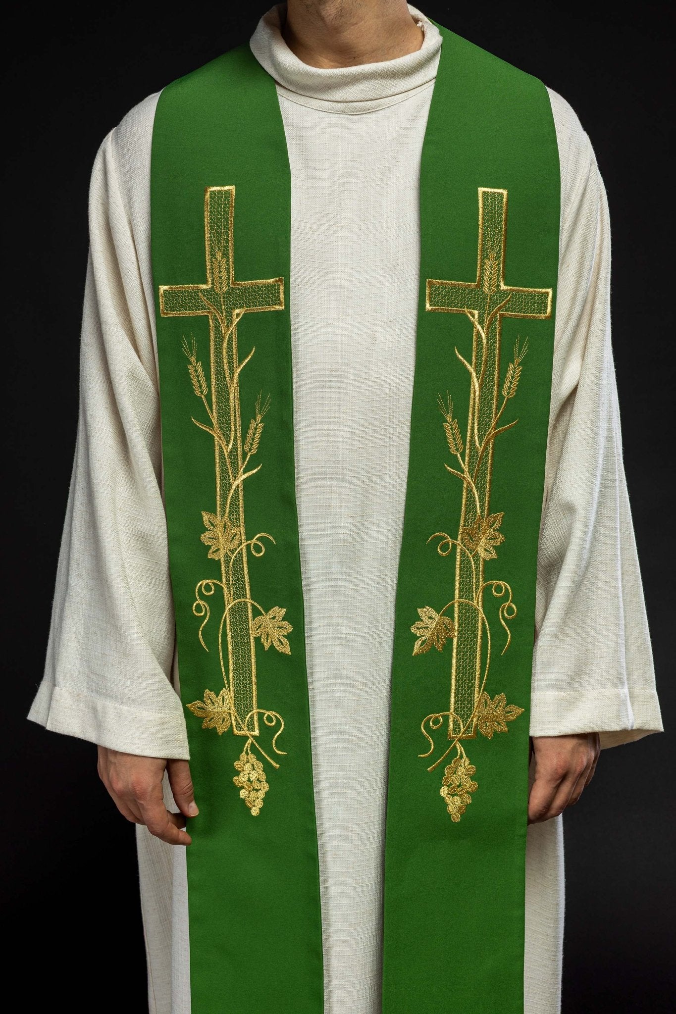 Green priestly stole embroidered cross KST/072/01/01 ZIELONY - HAFTINAUSA.COM