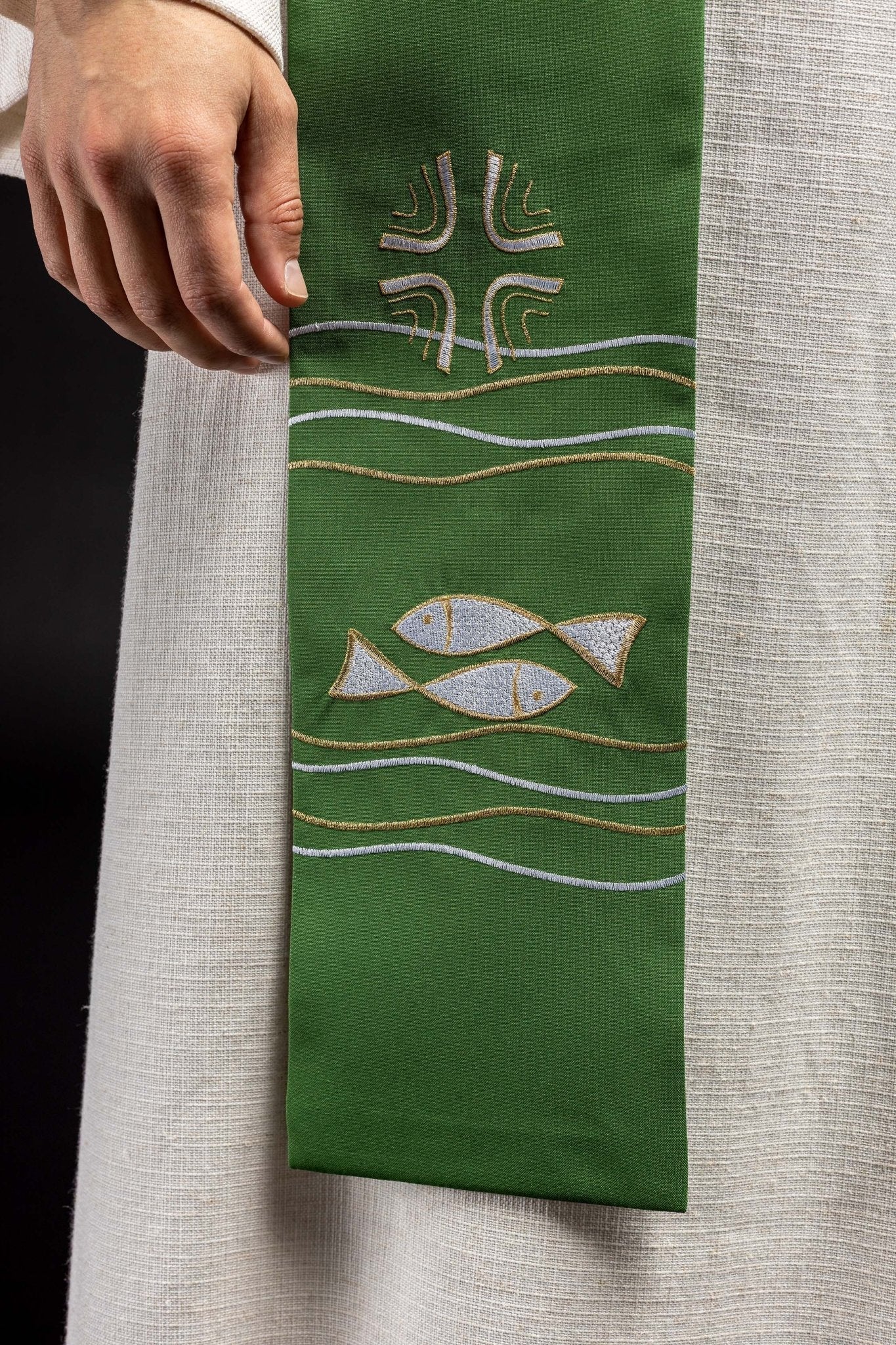 Green priestly stole with embroidered Fish motif KST/022/01/01 ZIELONY - HAFTINAUSA.COM