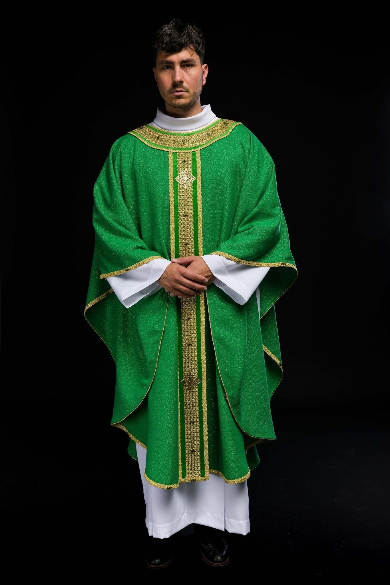 Handmade chasuble with natural stones Handmade 7001 HM/7001/01/71/PA01 - HAFTINAUSA.COM
