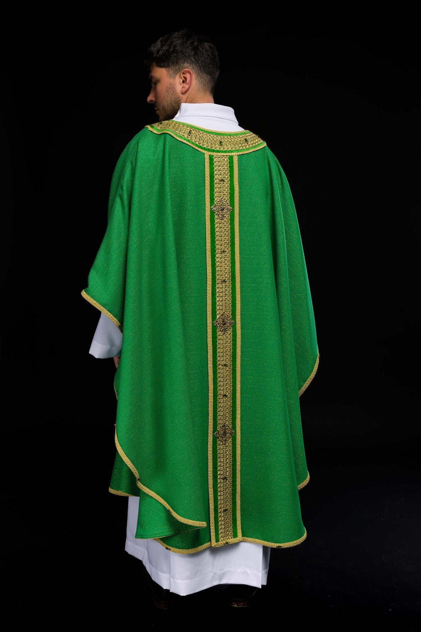 Handmade chasuble with natural stones Handmade 7001 HM/7001/01/71/PA01 - HAFTINAUSA.COM