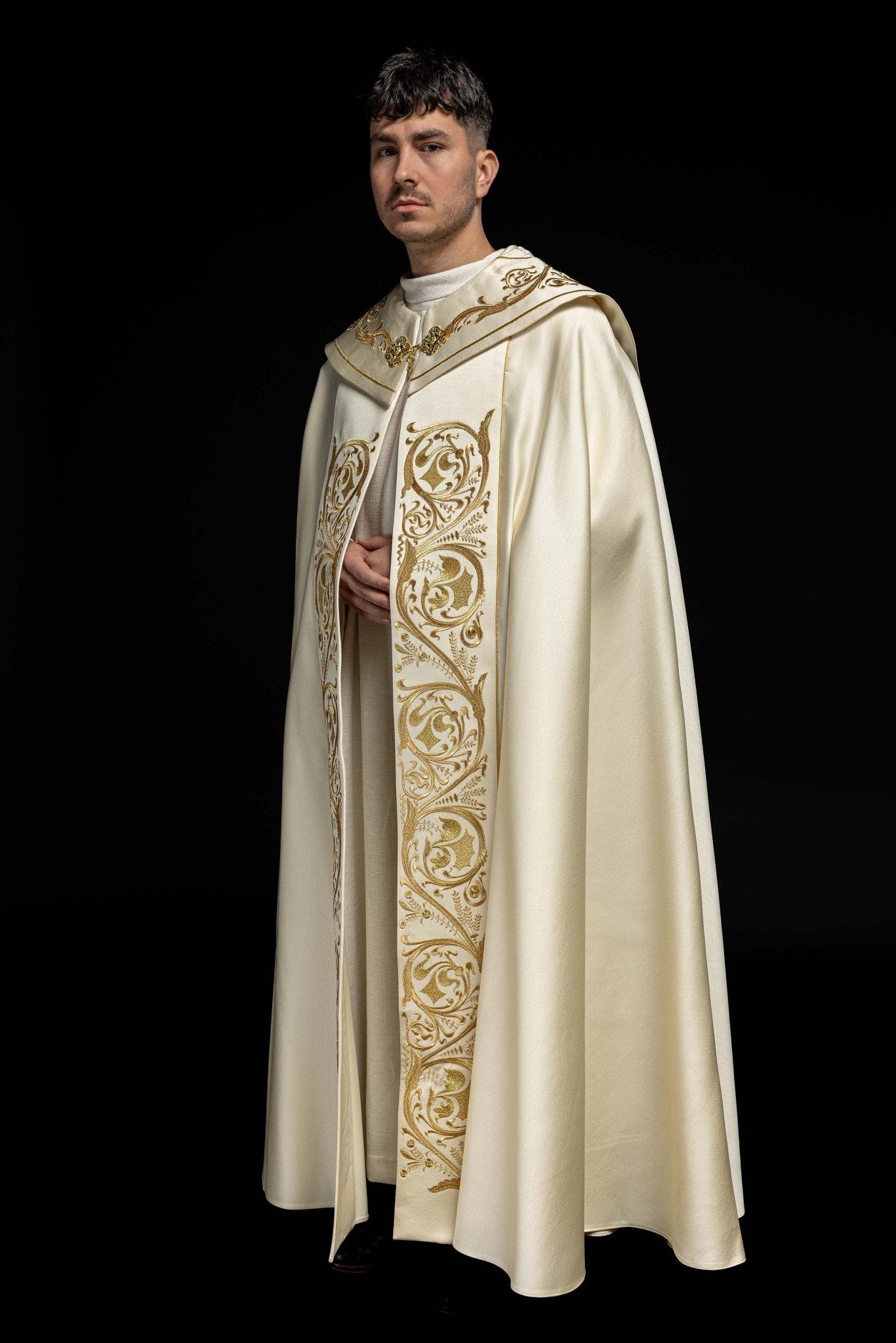 IHS embroidered ecru priest's cope KKP/009/05/20 ECRU SAT. POMPON 145 cm - HAFTINAUSA.COM