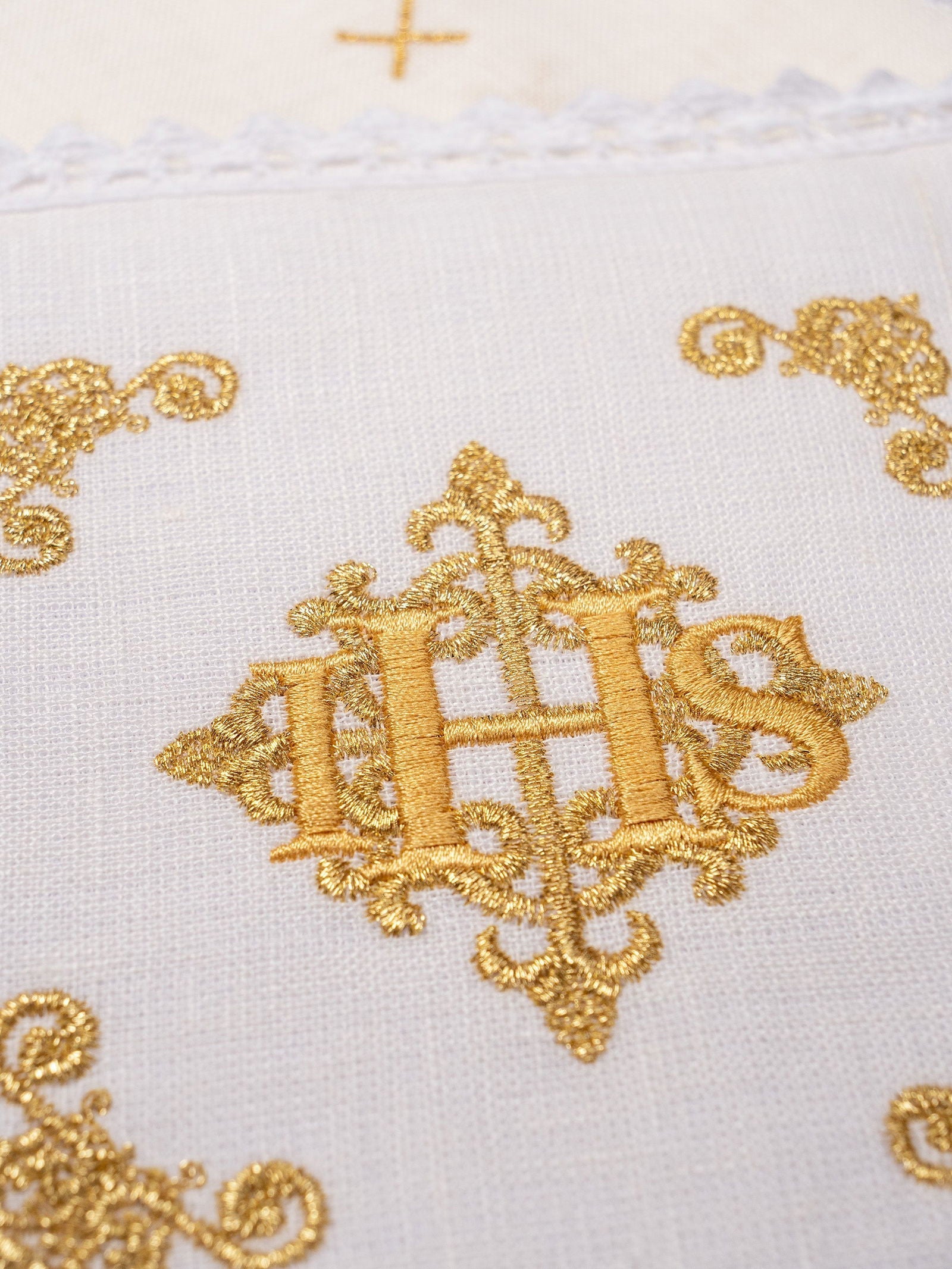 Altar linen with JHS symbol