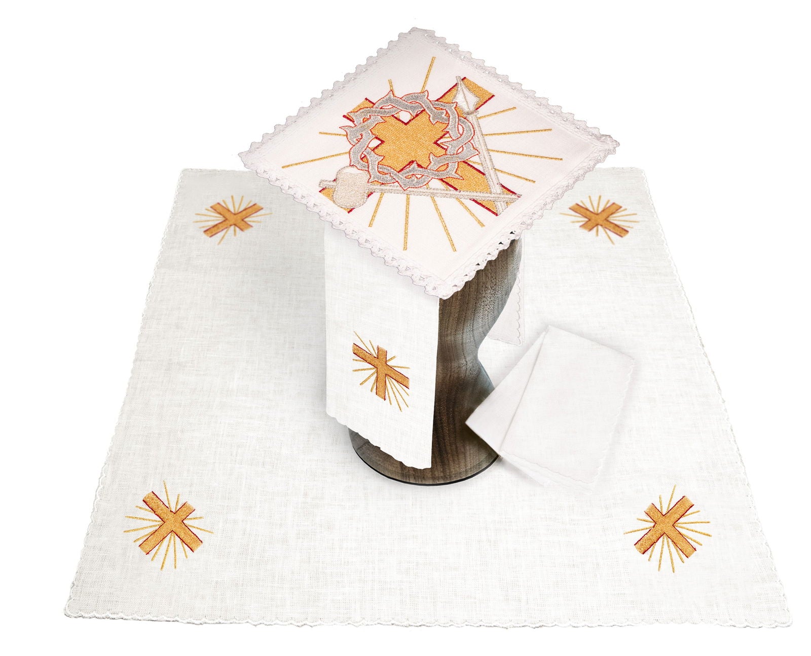 Linen chalice set with eucharistic embroidery of symbols of the lord's passion