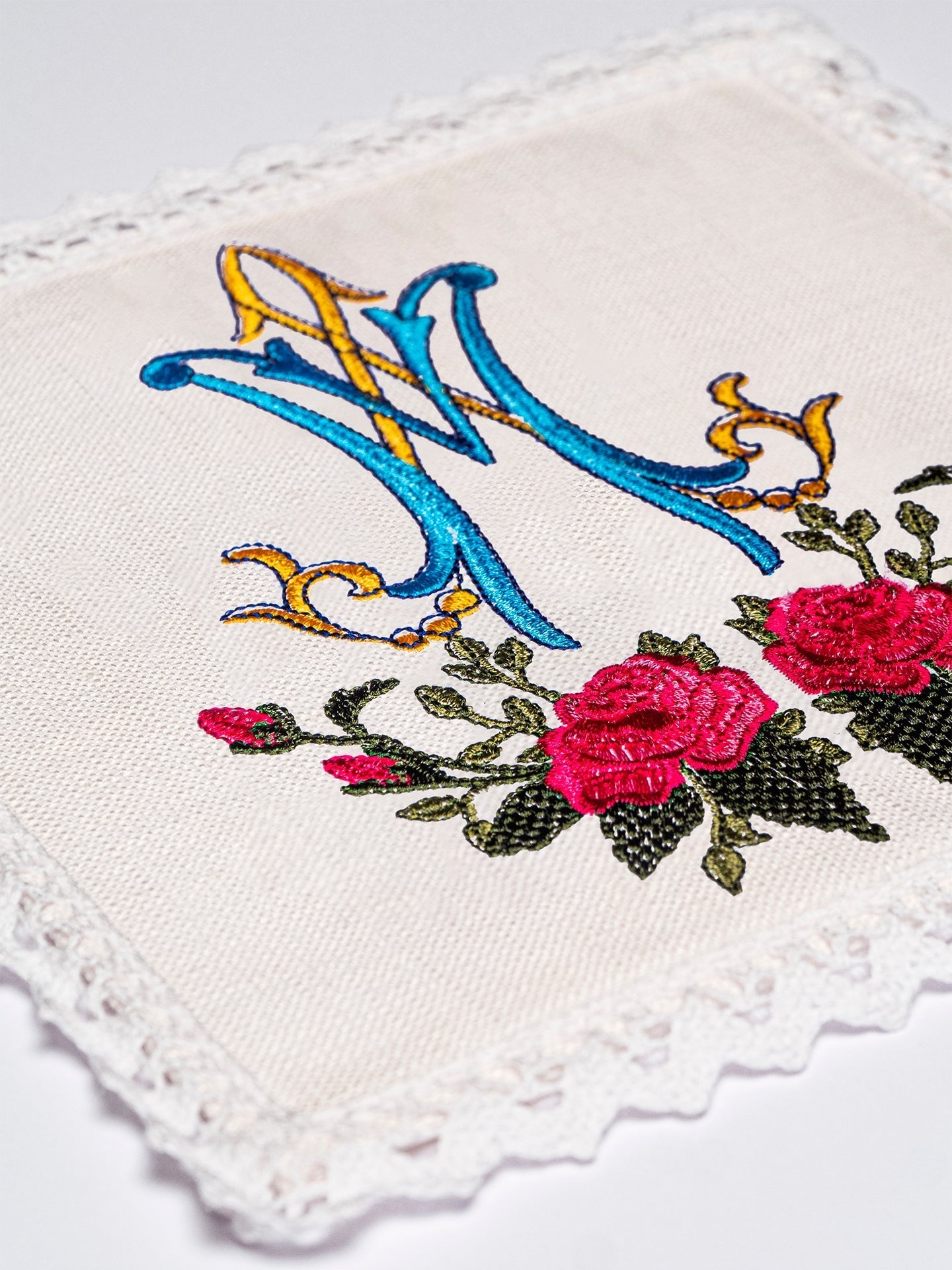 Linen Chalice Linens with Colorful Marian Embroidery KKL/078 - HAFTINAUSA.COM