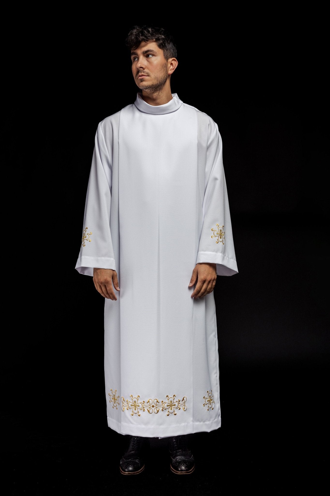 Liturgical alb with turtleneck decorated with embroidery white S - 6053 - 04 135cm/164cm - HAFTINAUSA.COM