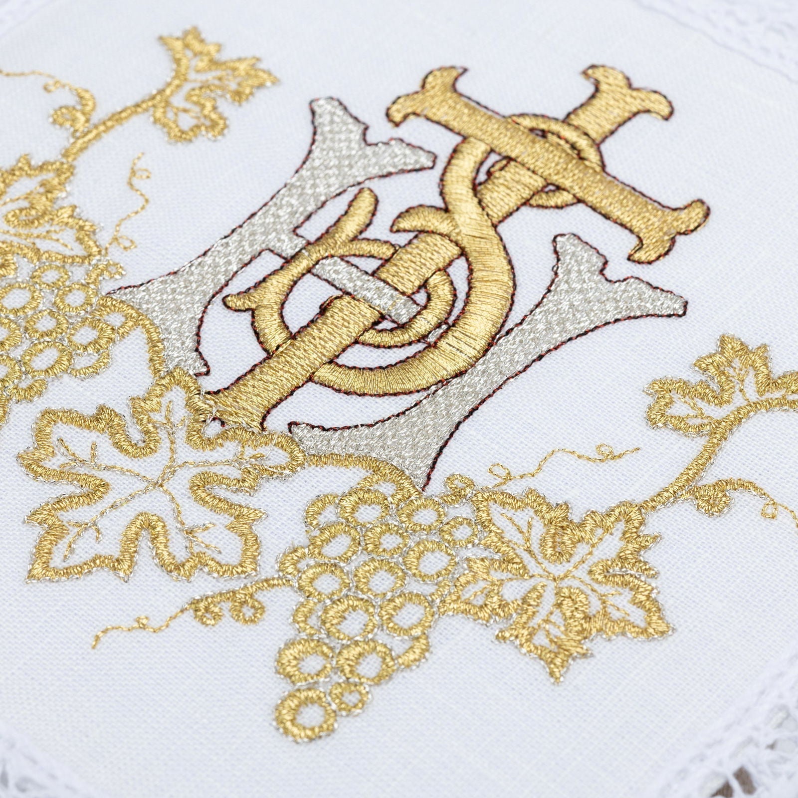 Chalice linens with gold IHS