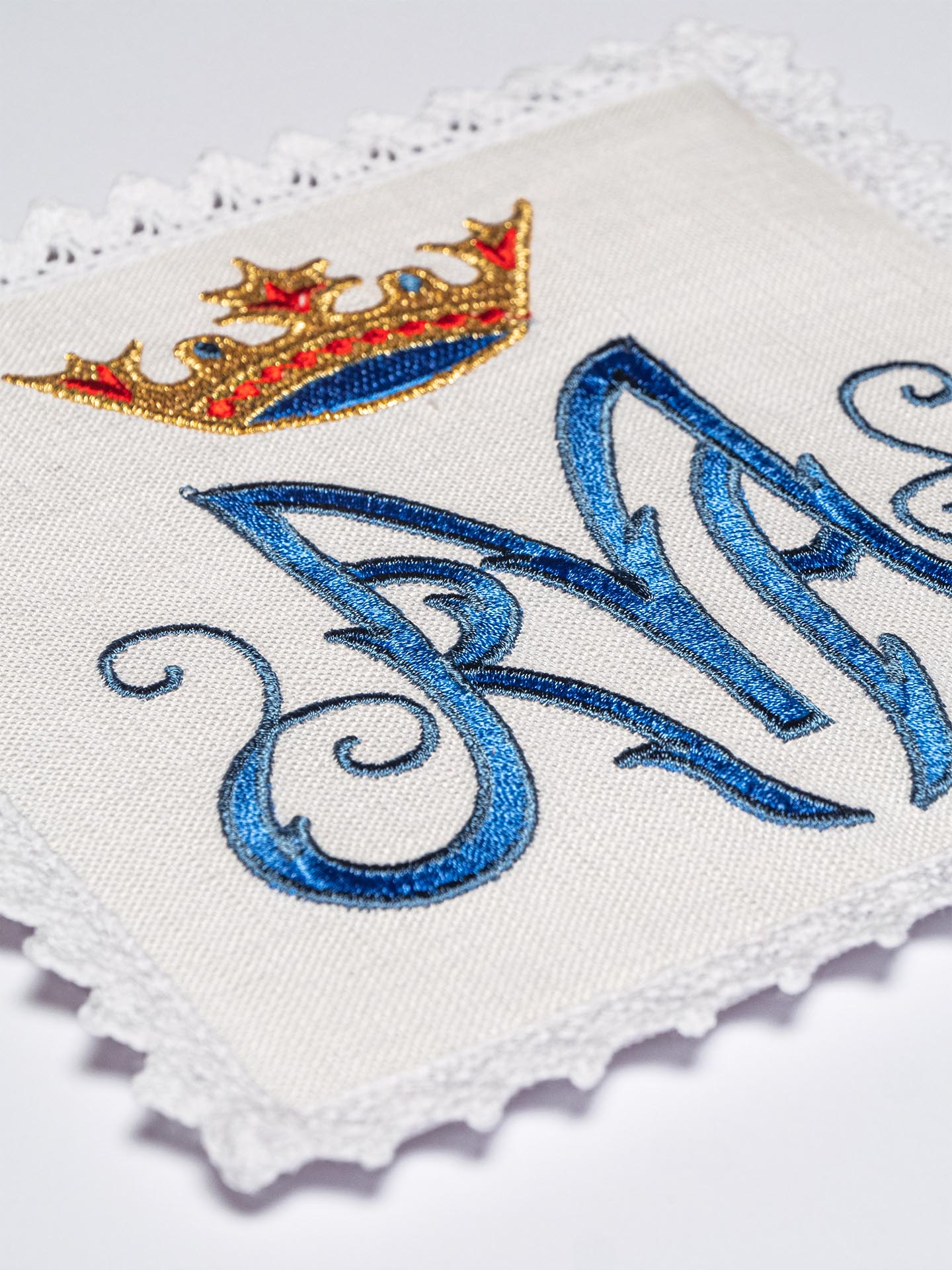 Embroidered Chalice Linens with Mary Symbol