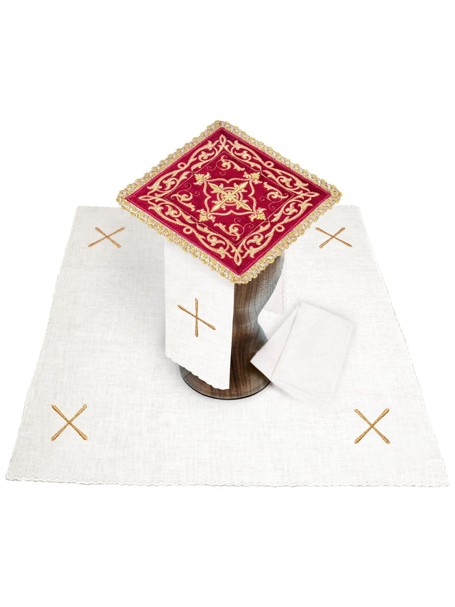 Mass linen with cross motif and pall made of red velvet KKL/5003/C1 - HAFTINAUSA.COM
