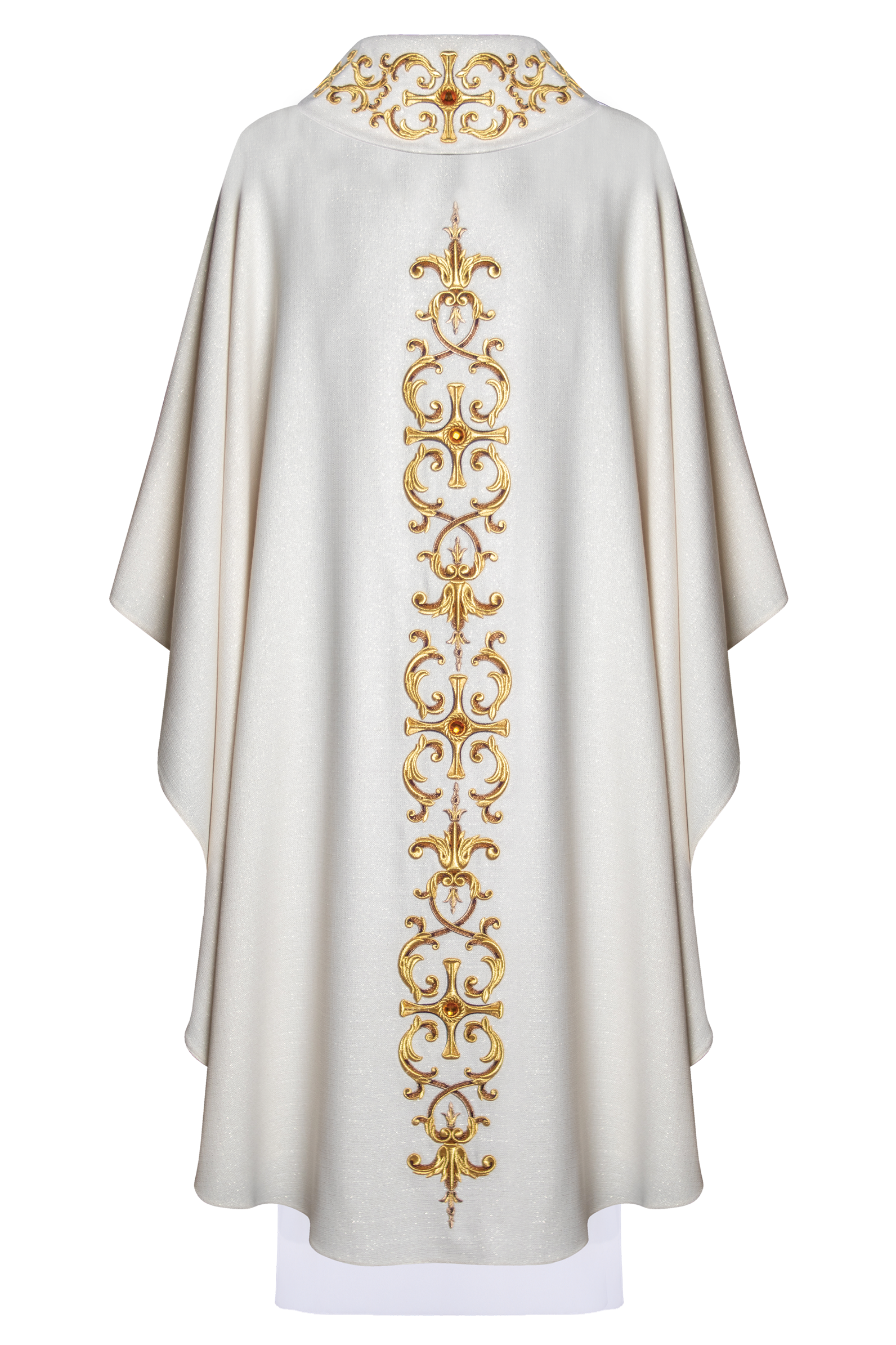 Chasuble richly embroidered, adorned with gemstones