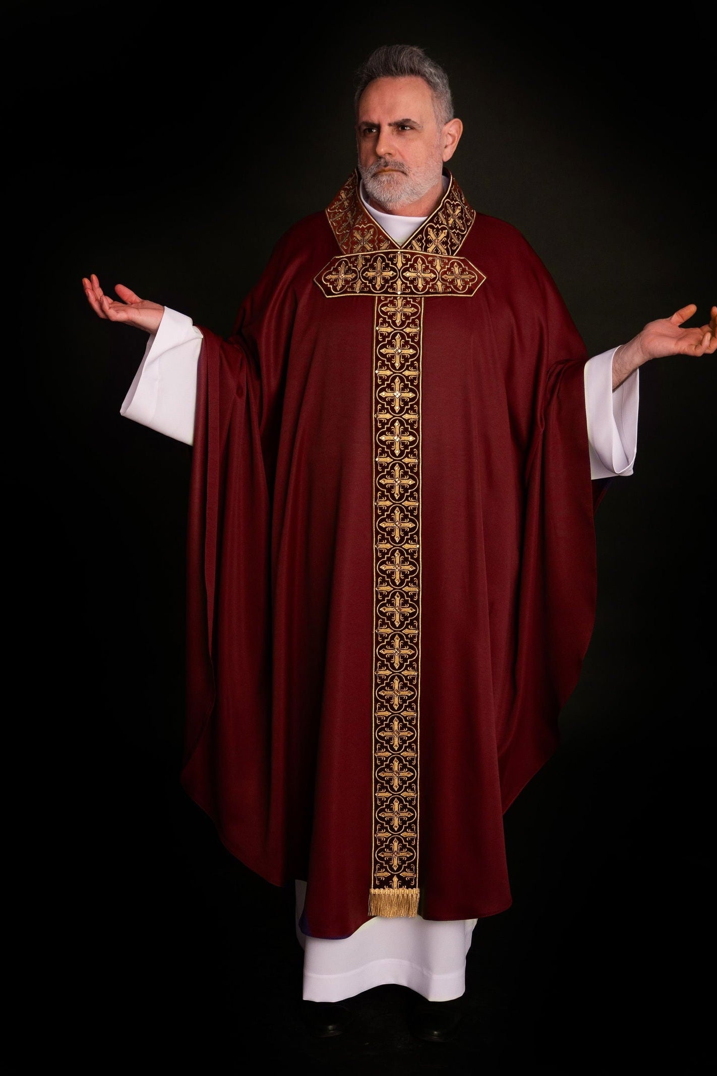 Red chasuble finished with 500 red faceted stones