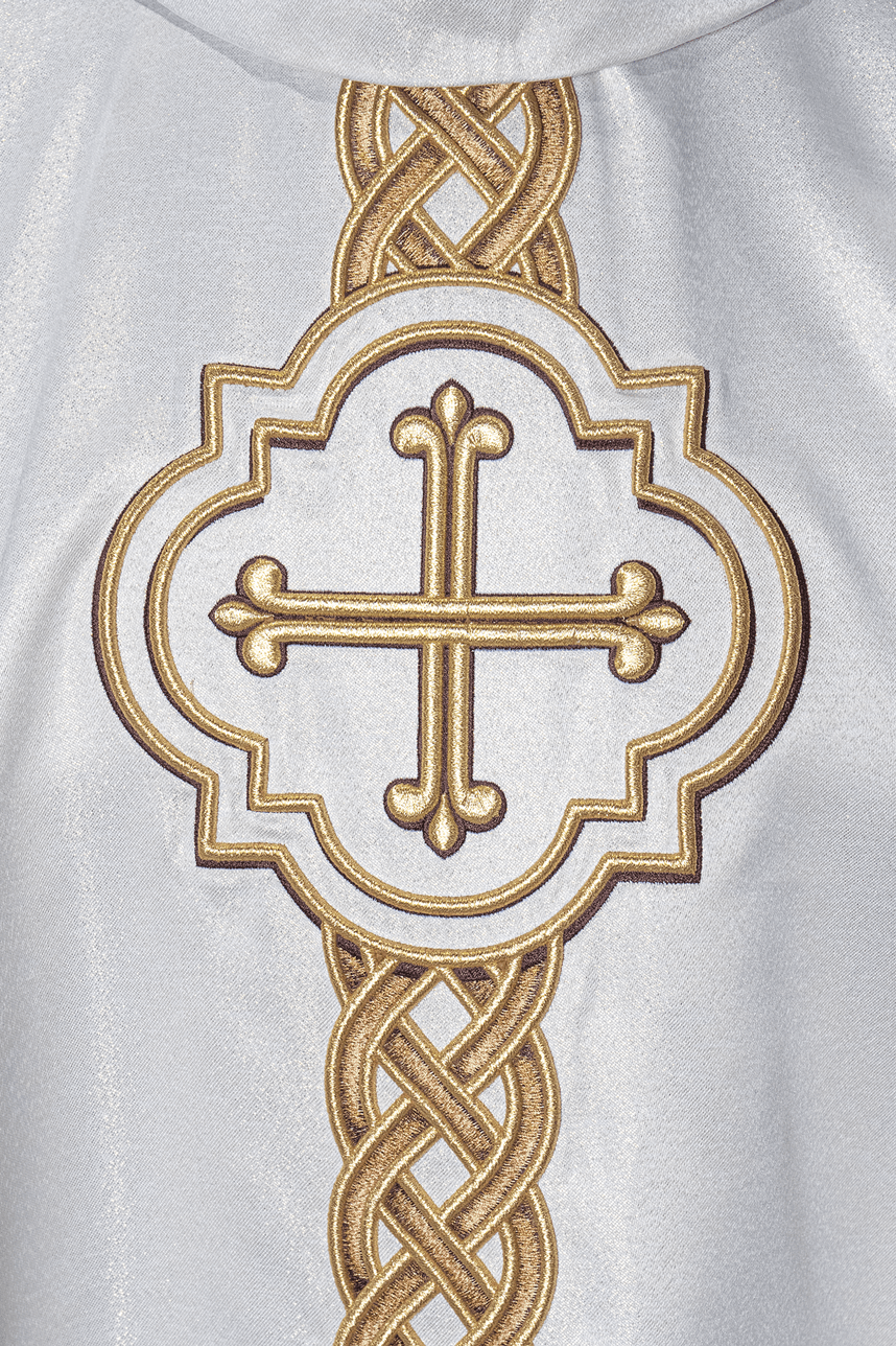 Chasuble embroidered with ecru Cross