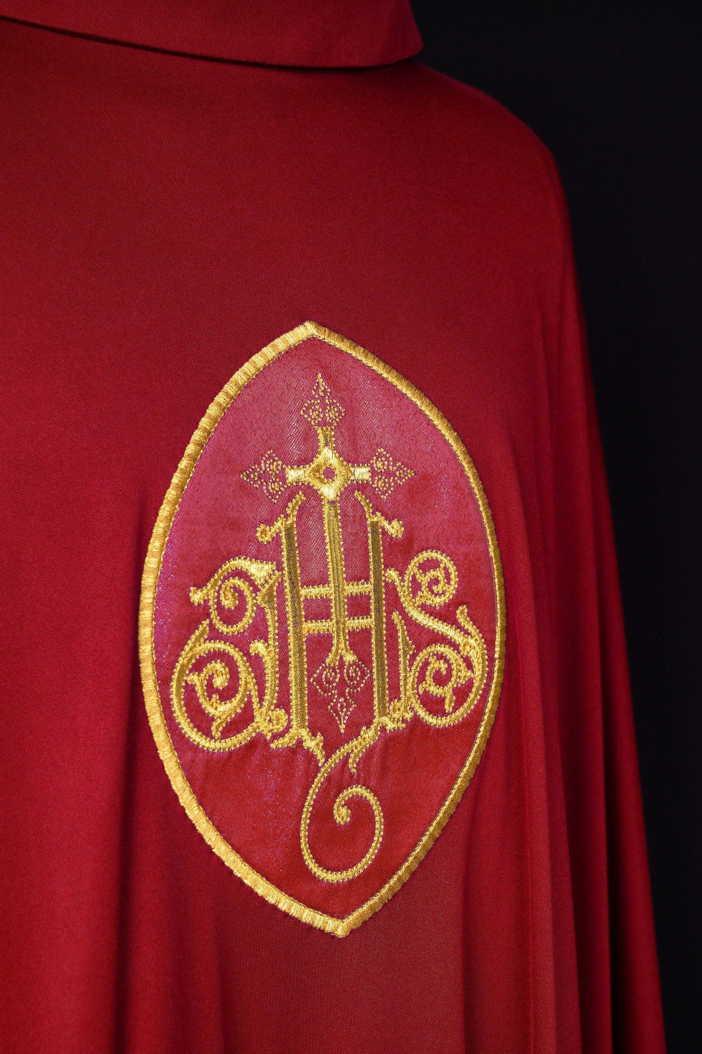 Lightweight red chasuble with IHS made from SACROLITE