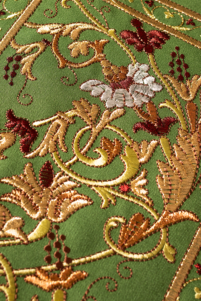 Chasuble richly embroidered with the symbol IHS in Green