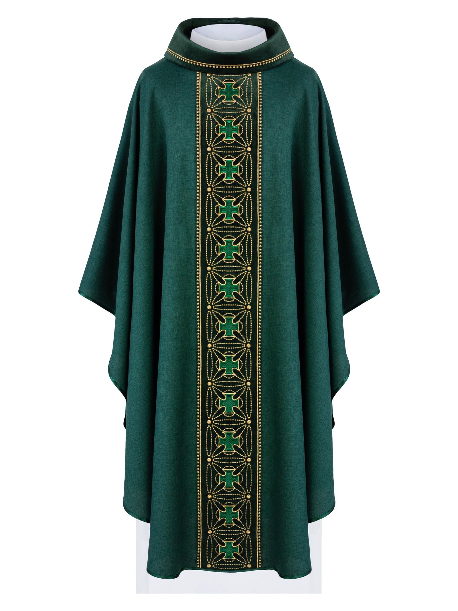 Liturgical chasuble with richly decorated belt with crosses in green color