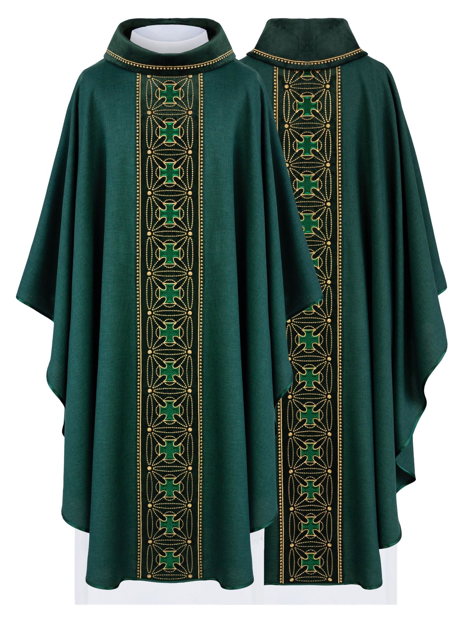 Liturgical chasuble with richly decorated belt with crosses in green color