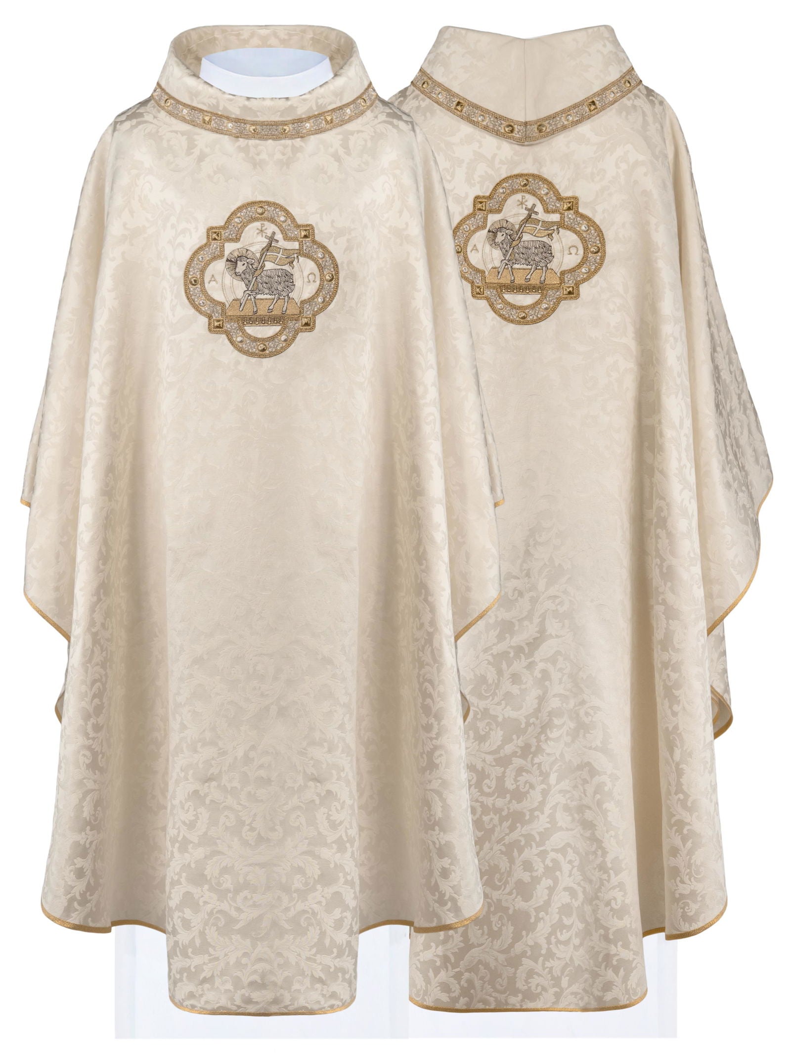 Chasuble with the Lamb of God for Easter made of decorative fabric