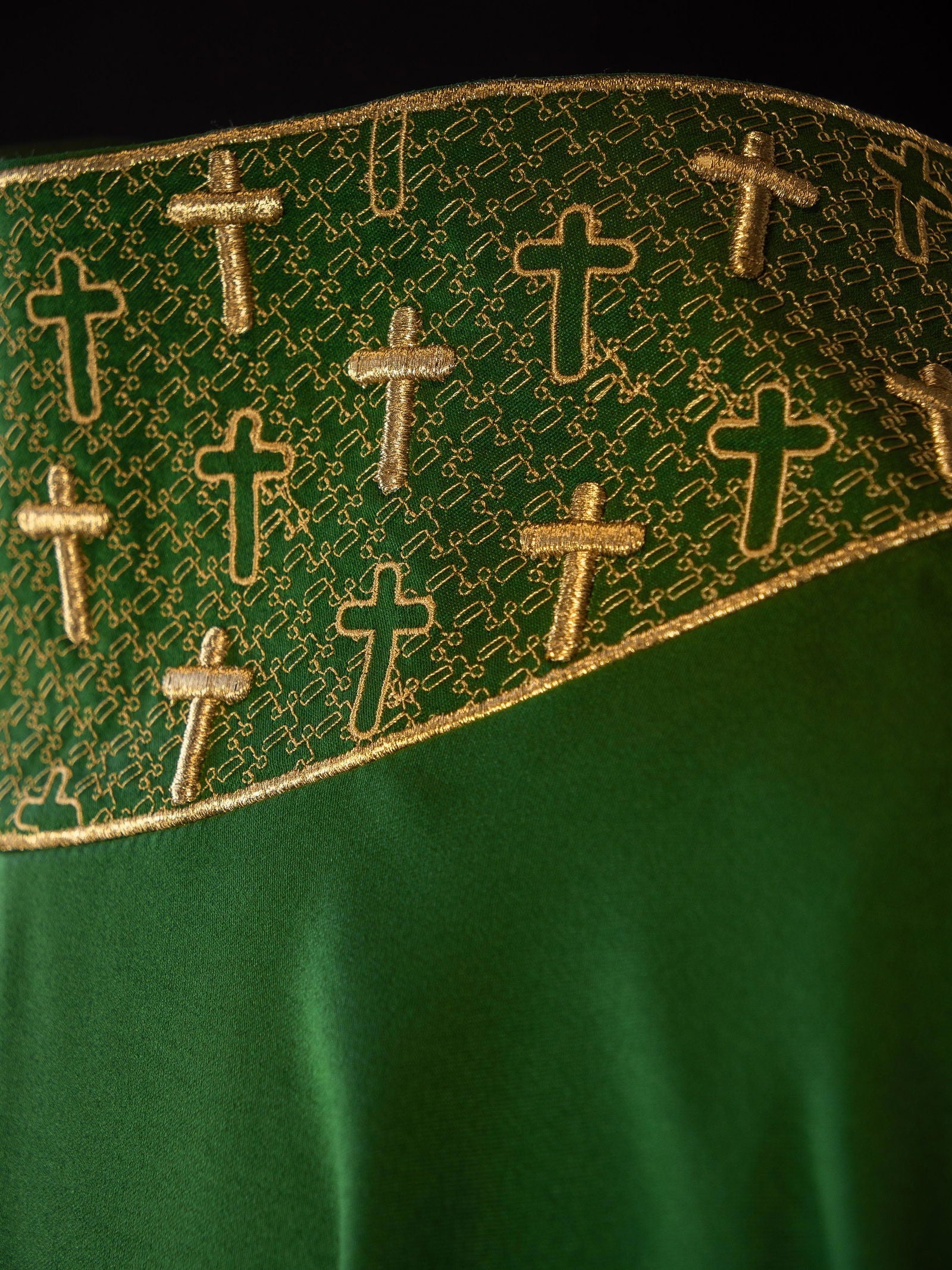 Chasuble with richly embroidered cross and collar in green