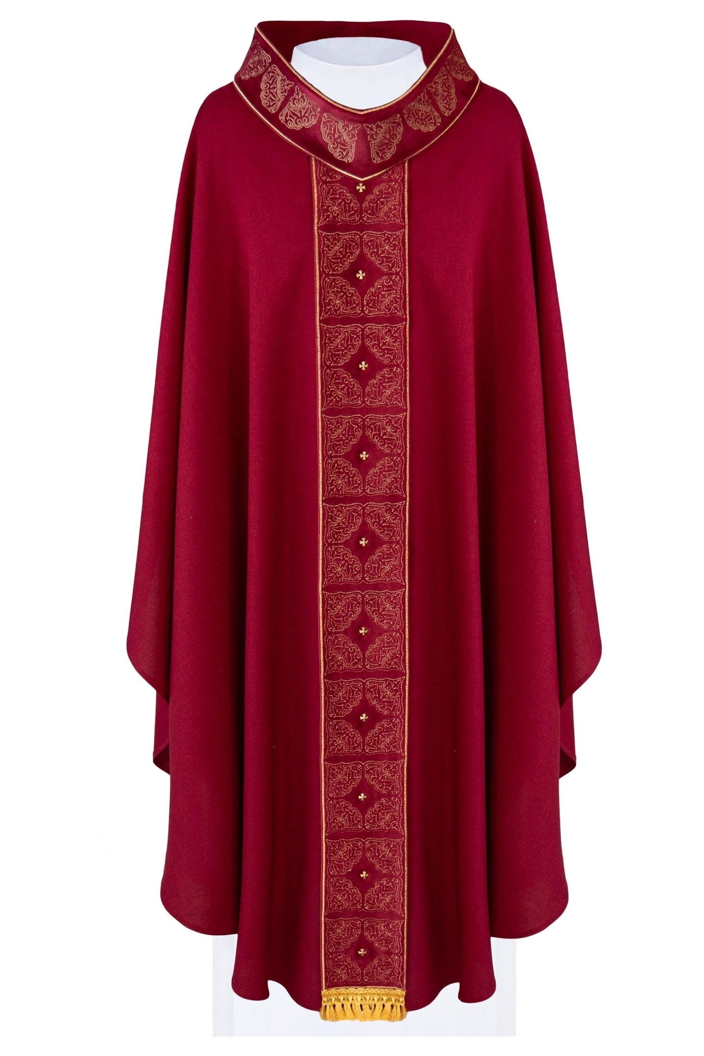 Chasuble with richly embroidered belt and collar in red