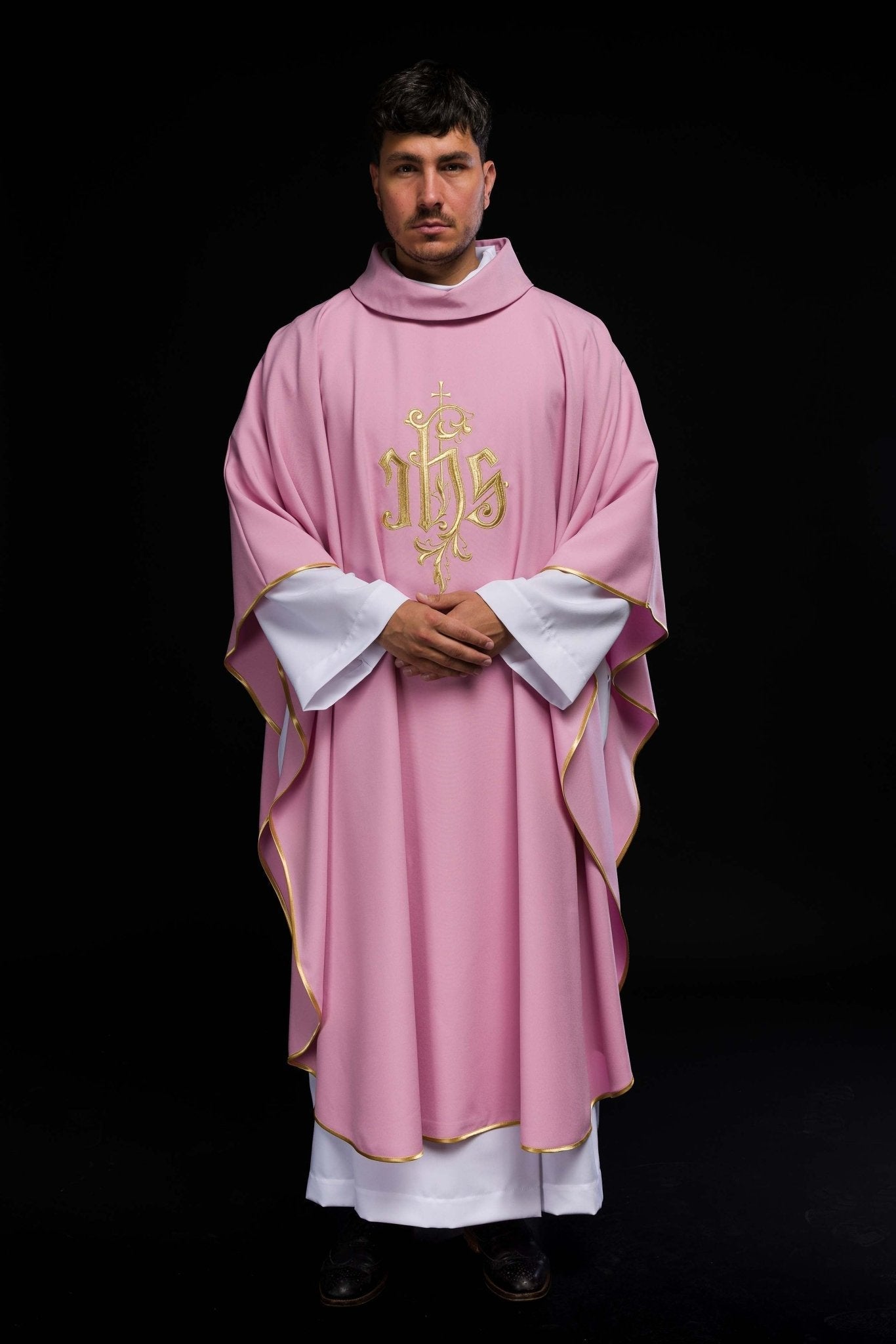 Pink chasuble with classic JHS KOR/032/08/12 RÓŻ - HAFTINAUSA.COM