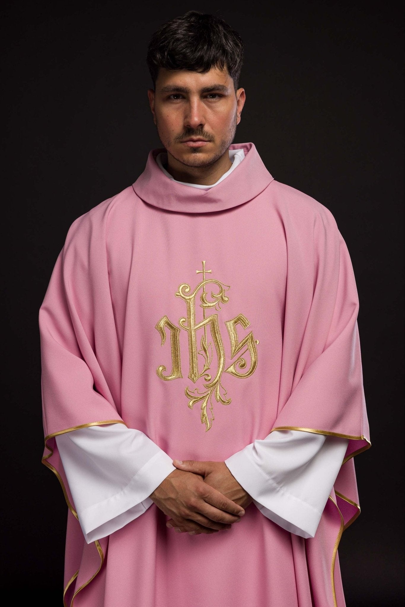 Pink chasuble with classic JHS KOR/032/08/12 RÓŻ - HAFTINAUSA.COM