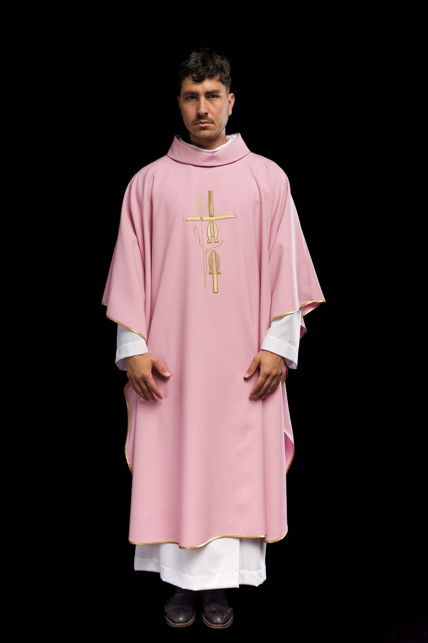 Pink chasuble with cross and alfa omega symbols KOR/013/08/12 RÓŻ - HAFTINAUSA.COM