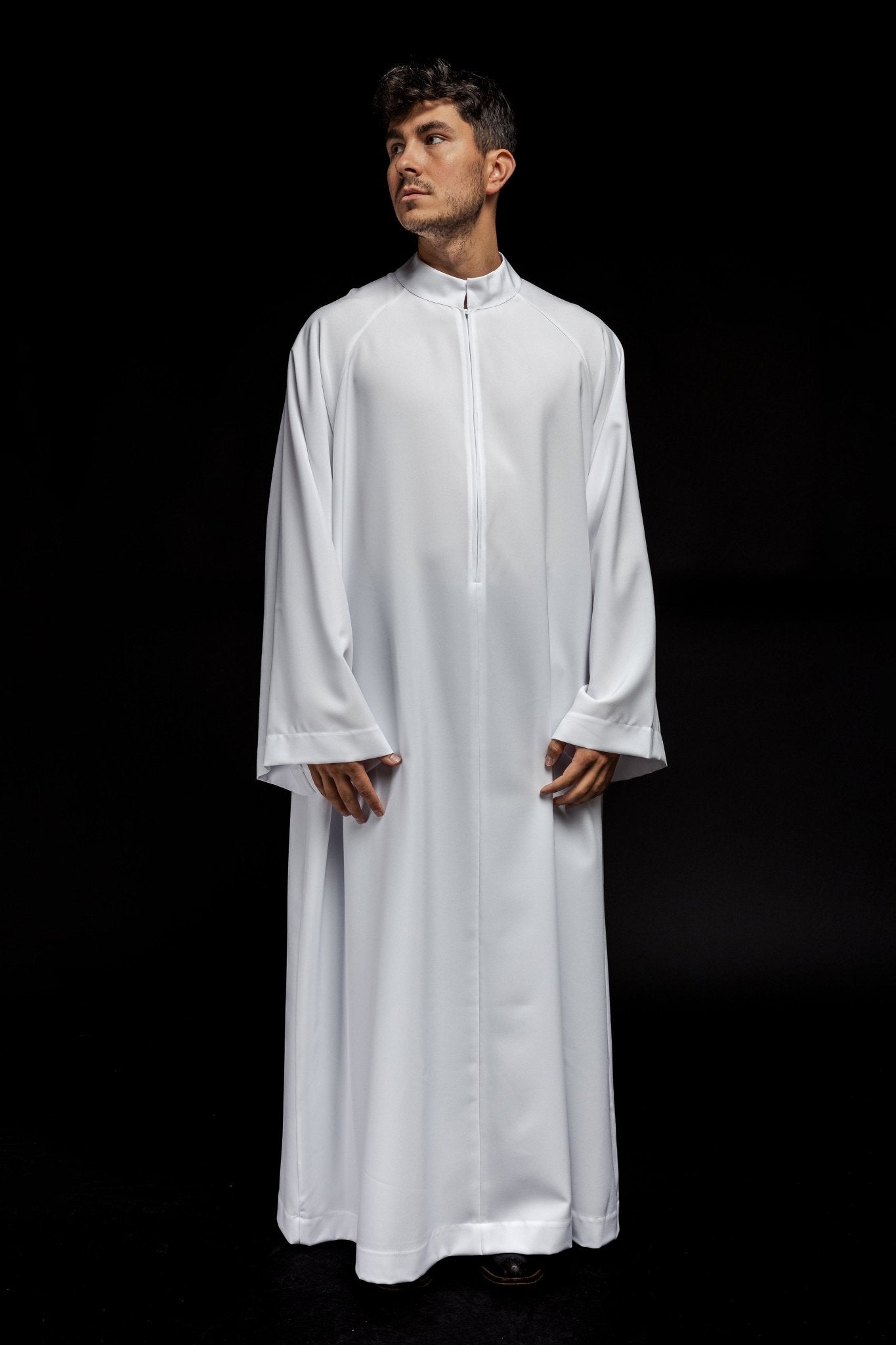 Priest alb in white with front zipper KAB/024/04/12 135cm/164cm - HAFTINAUSA.COM