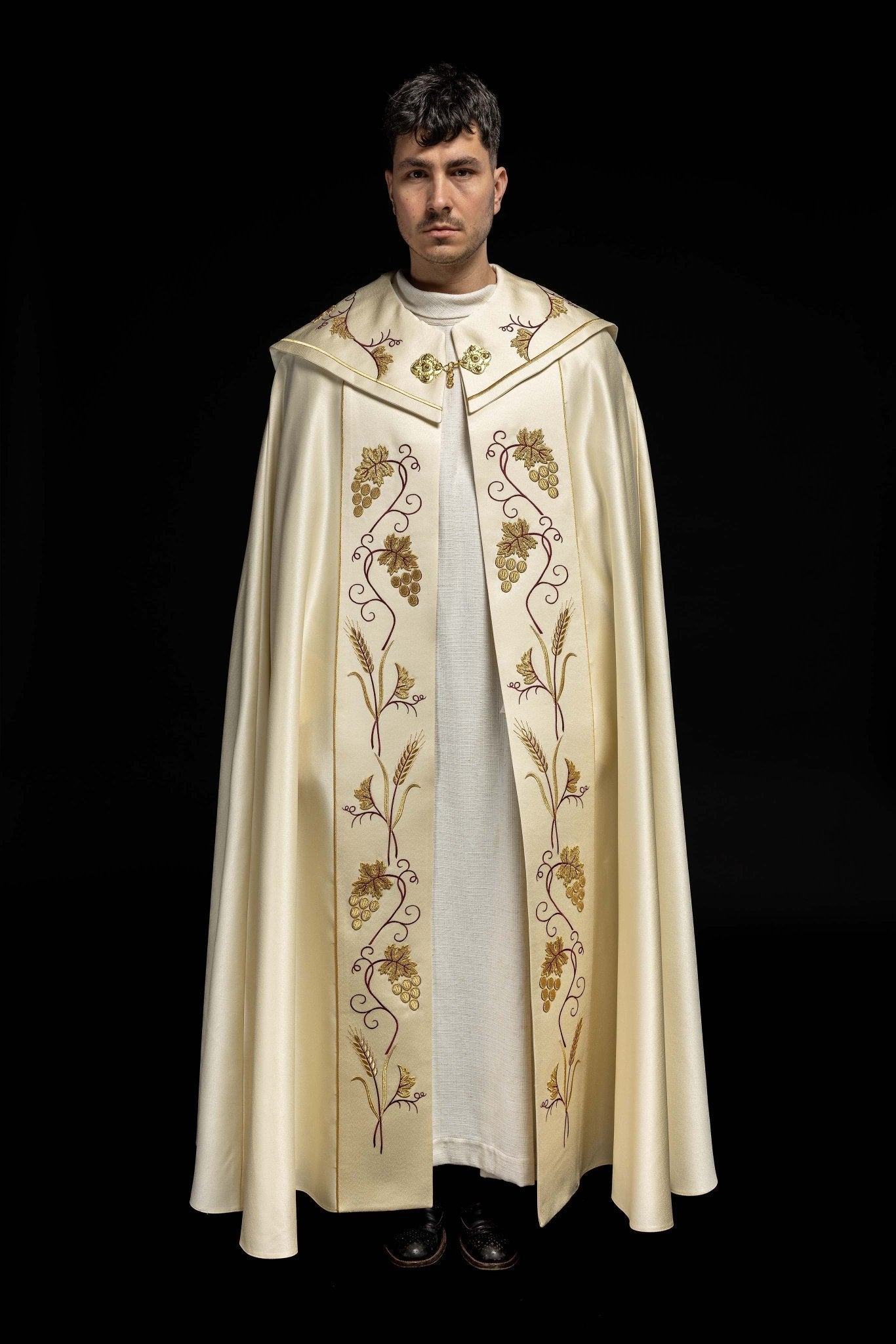 Priest cope with IHS and grapes gold embroidery KKP/001/05/20 ECRU SAT.POMPON 150cm - HAFTINAUSA.COM