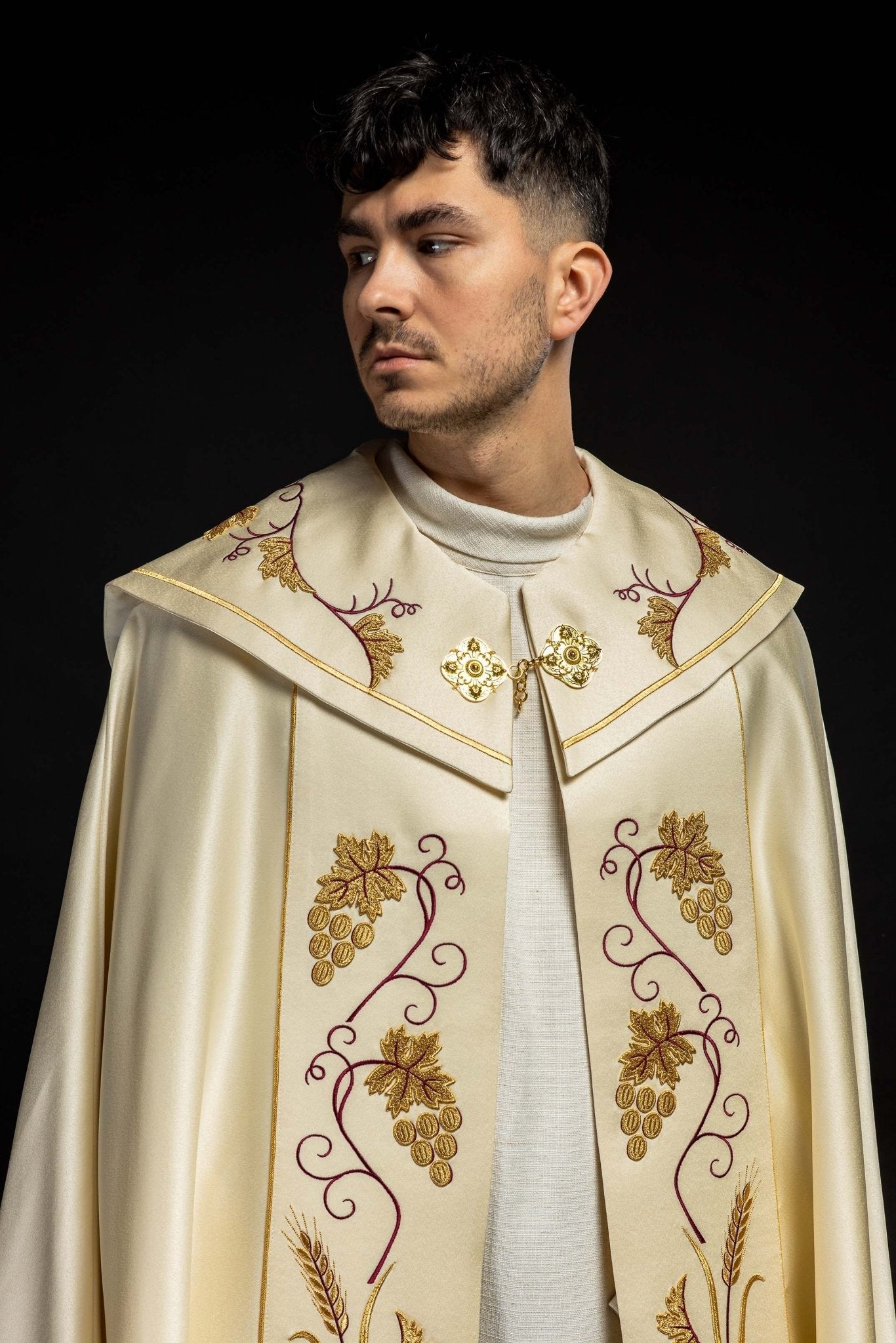 Priest cope with IHS and grapes gold embroidery KKP/001/05/20 ECRU SAT.POMPON 150cm - HAFTINAUSA.COM