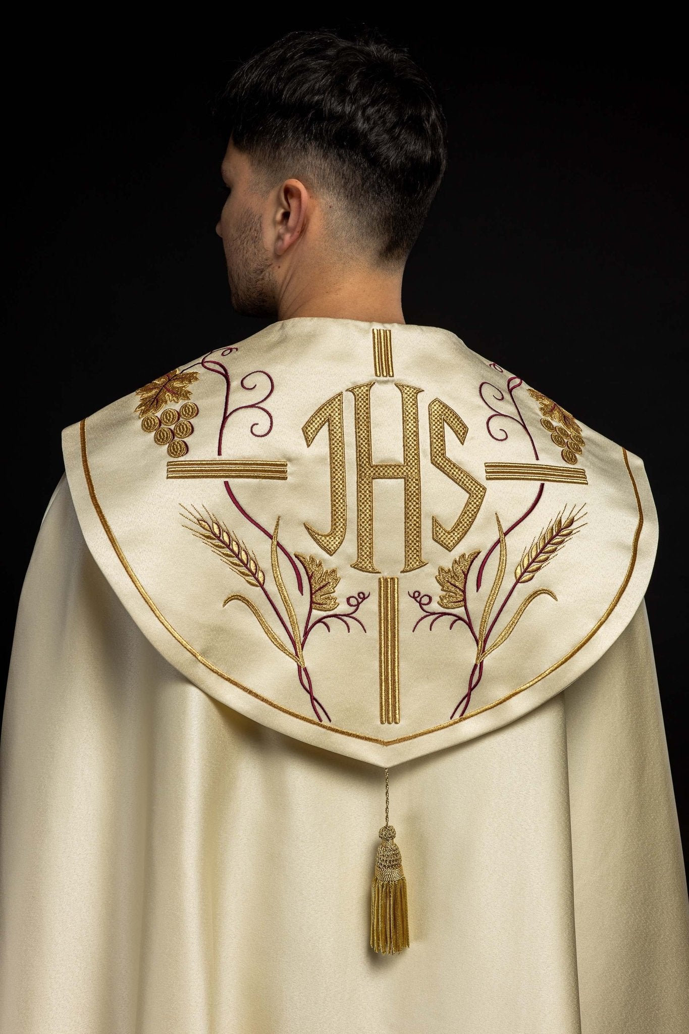 Priest cope with IHS and grapes gold embroidery KKP/001/05/20 ECRU SAT.POMPON 150cm - HAFTINAUSA.COM