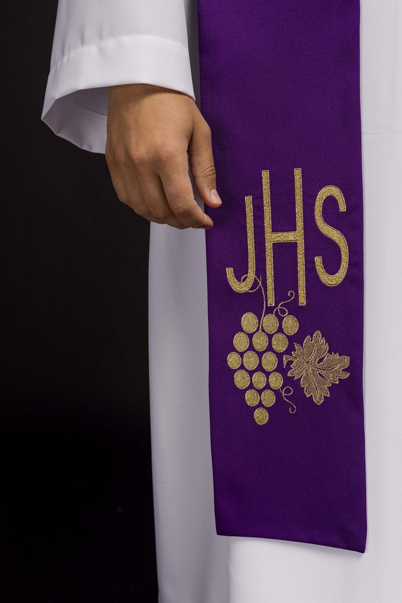 Purple priestly stole embroidered with IHS and grapes KST/068/03/01 FIOLET - HAFTINAUSA.COM