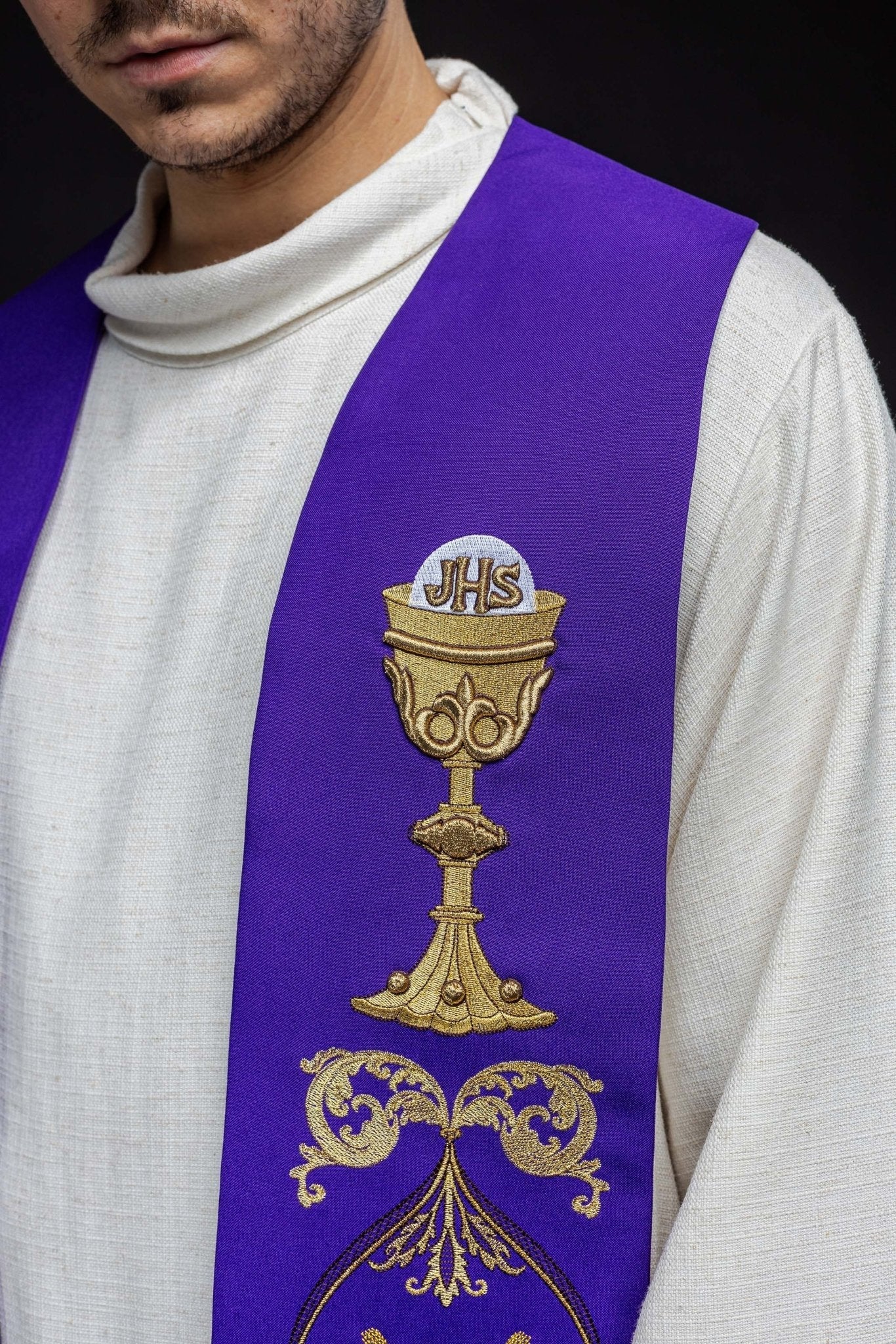 Purple priestly stole with chalice IHS KST/042/03/01 FIOLET - HAFTINAUSA.COM
