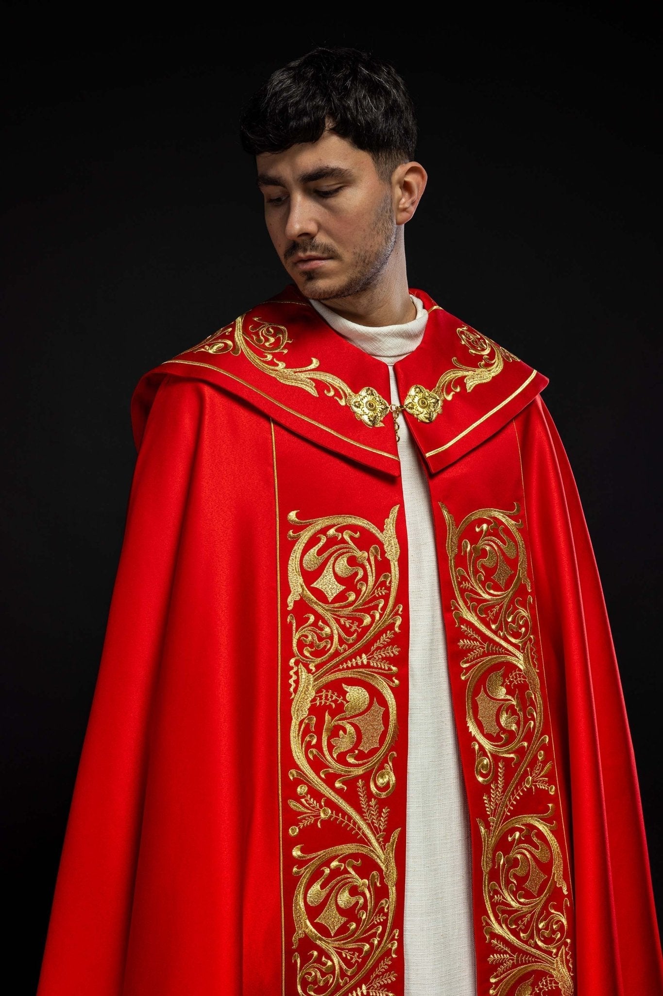 Red clerical cope with gold IHS embroidery KKP/009/02/20 145cm - HAFTINAUSA.COM