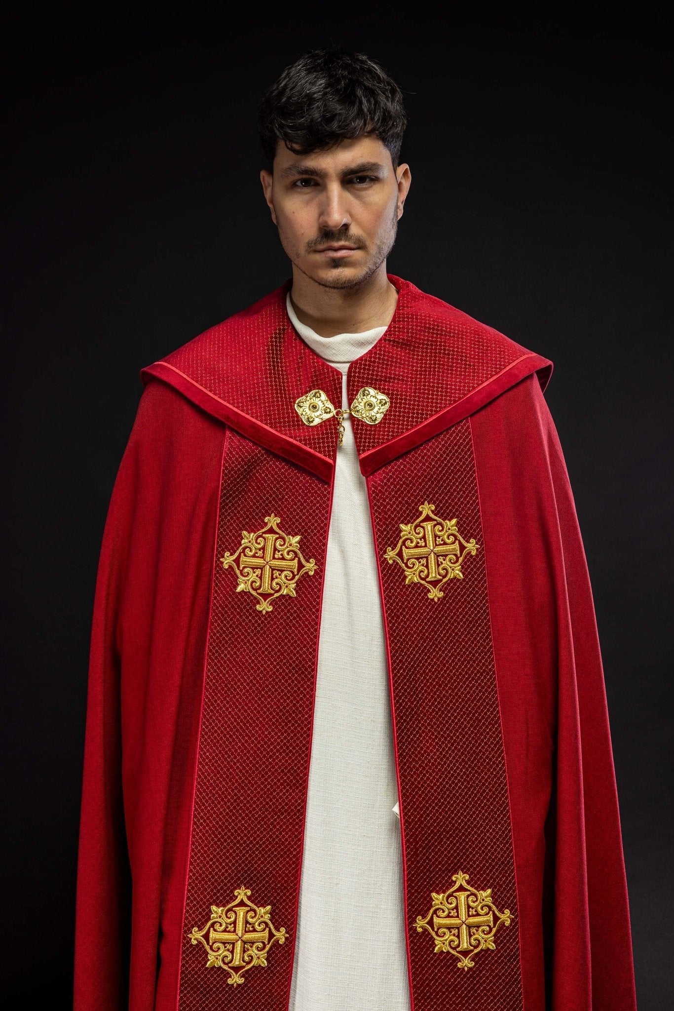 Red cope with a velvet sash and cross embroidery LE/3029/02 145 cm - HAFTINAUSA.COM
