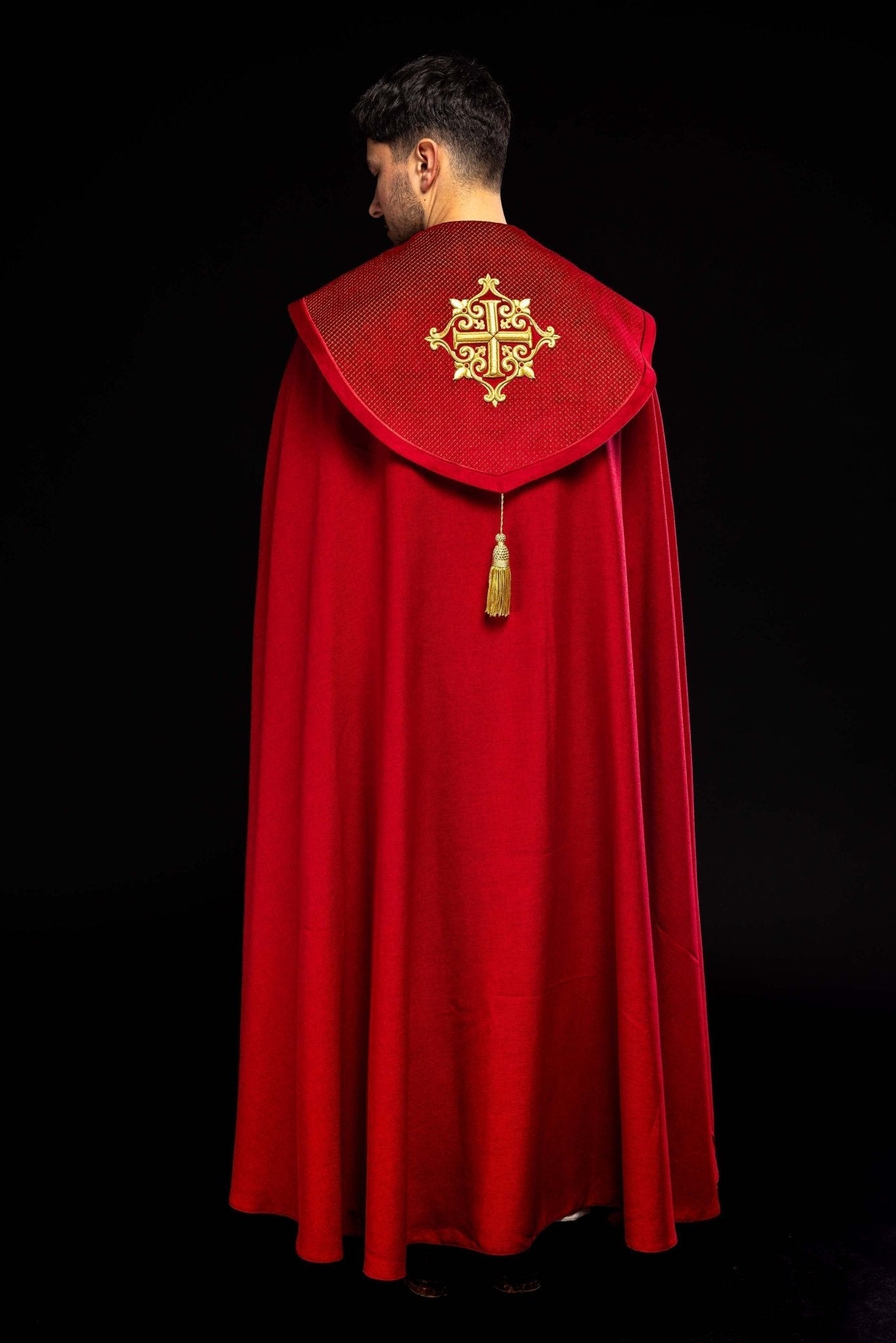 Red cope with a velvet sash and cross embroidery LE/3029/02 145 cm - HAFTINAUSA.COM