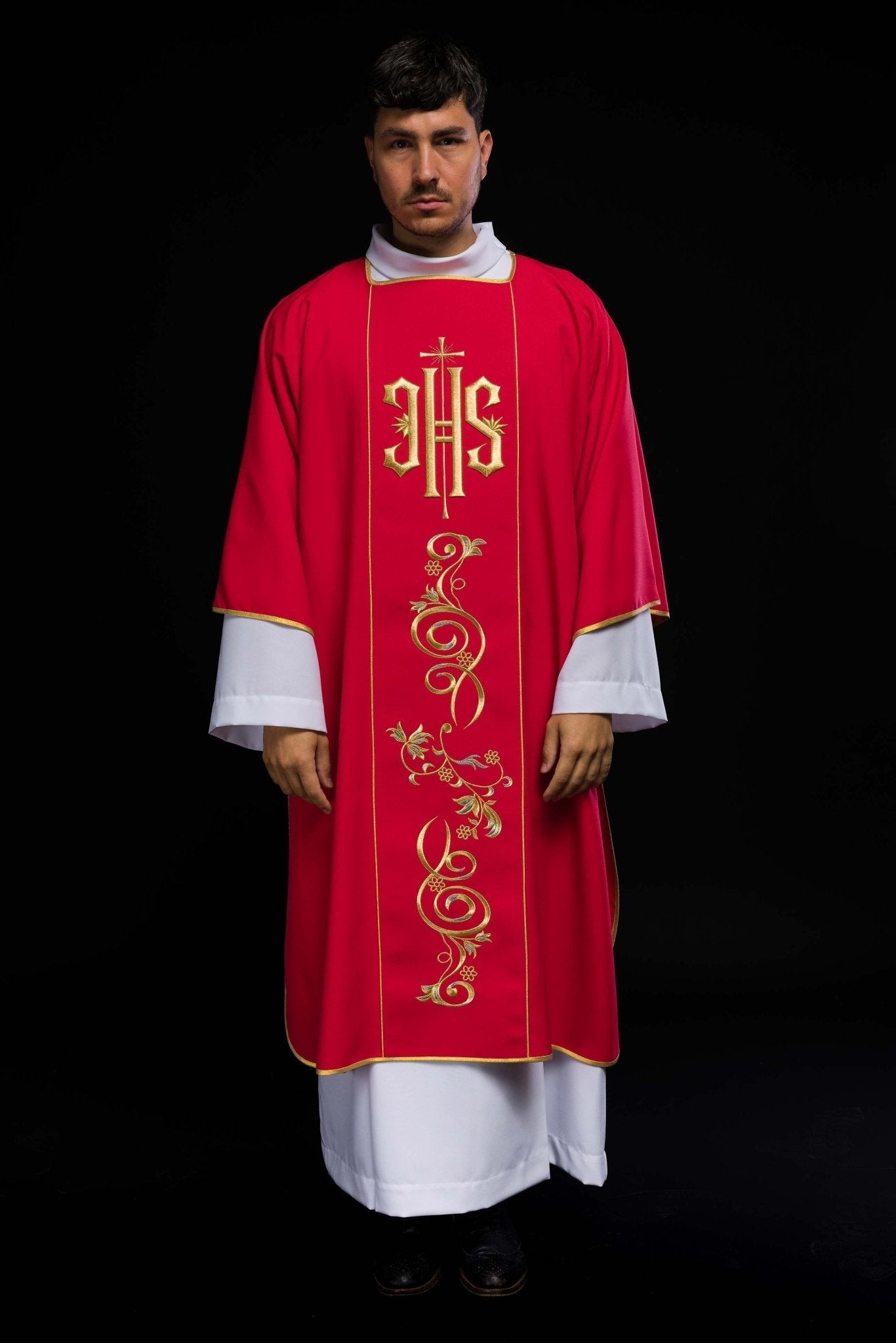 Red dalmatic with embroidered IHS band KDL/031/02/01/A CZERWONY DALMATYK - HAFTINAUSA.COM