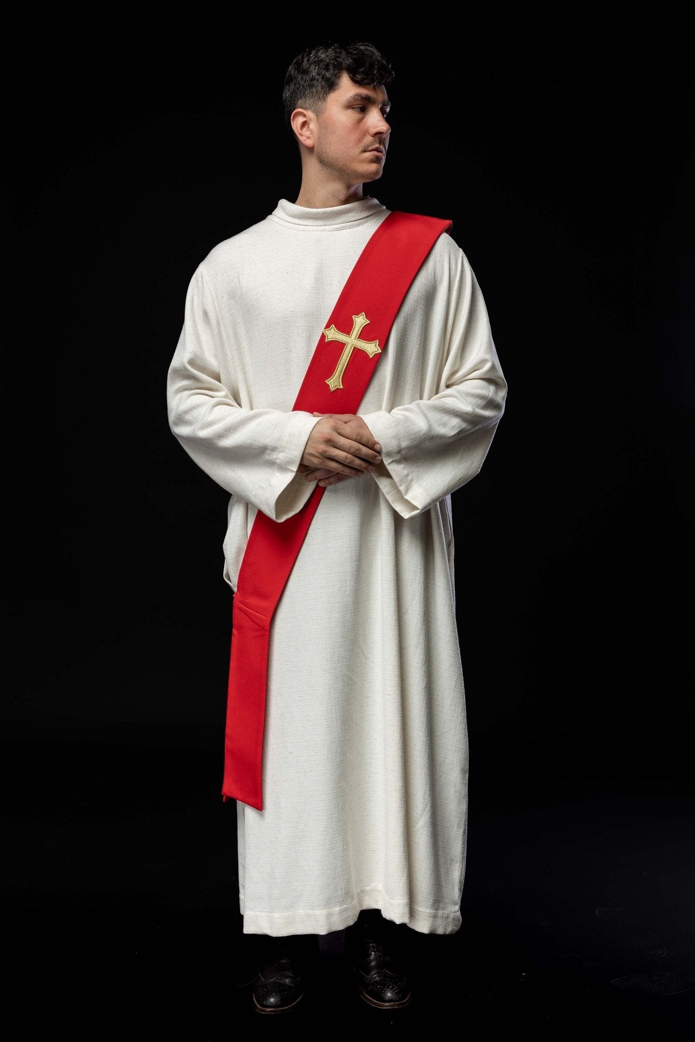 Red Deacon stole with a Cross KSD/133/02/01 CZERWONY - HAFTINAUSA.COM