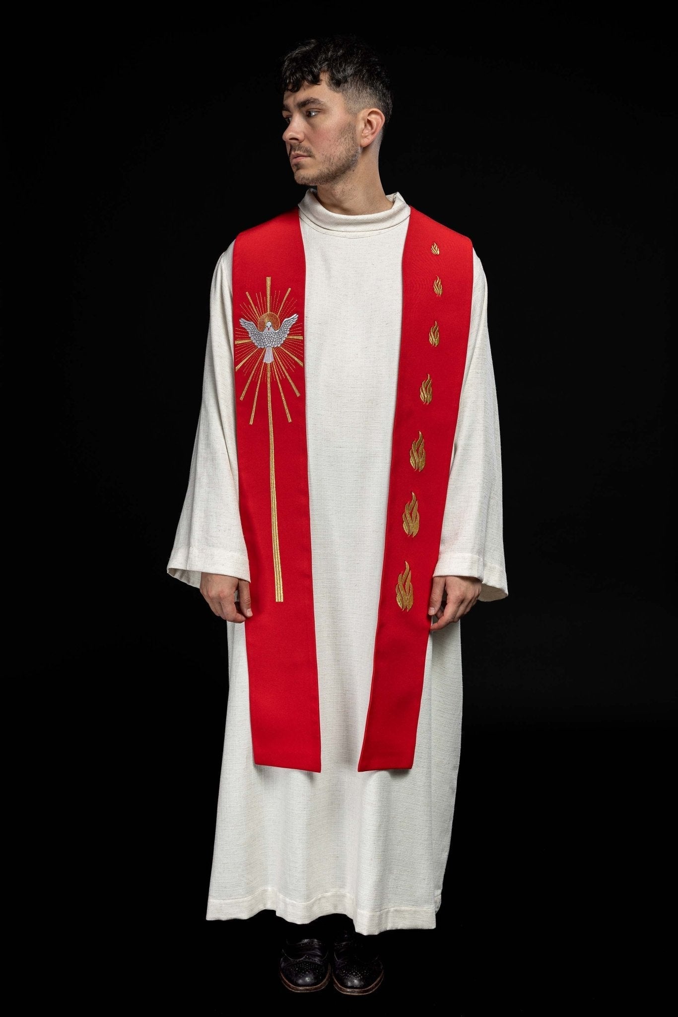Red embroidered Holy Spirit and tongues of fire stole KST/030/02/01 CZERWONY - HAFTINAUSA.COM