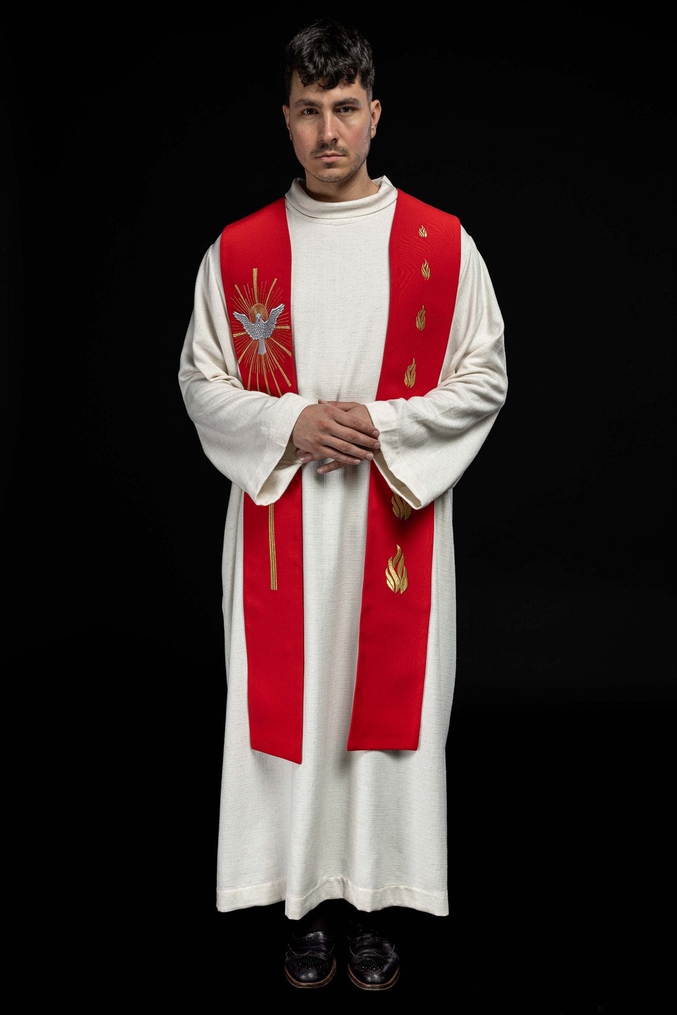 Red embroidered Holy Spirit and tongues of fire stole KST/030/02/01 CZERWONY - HAFTINAUSA.COM