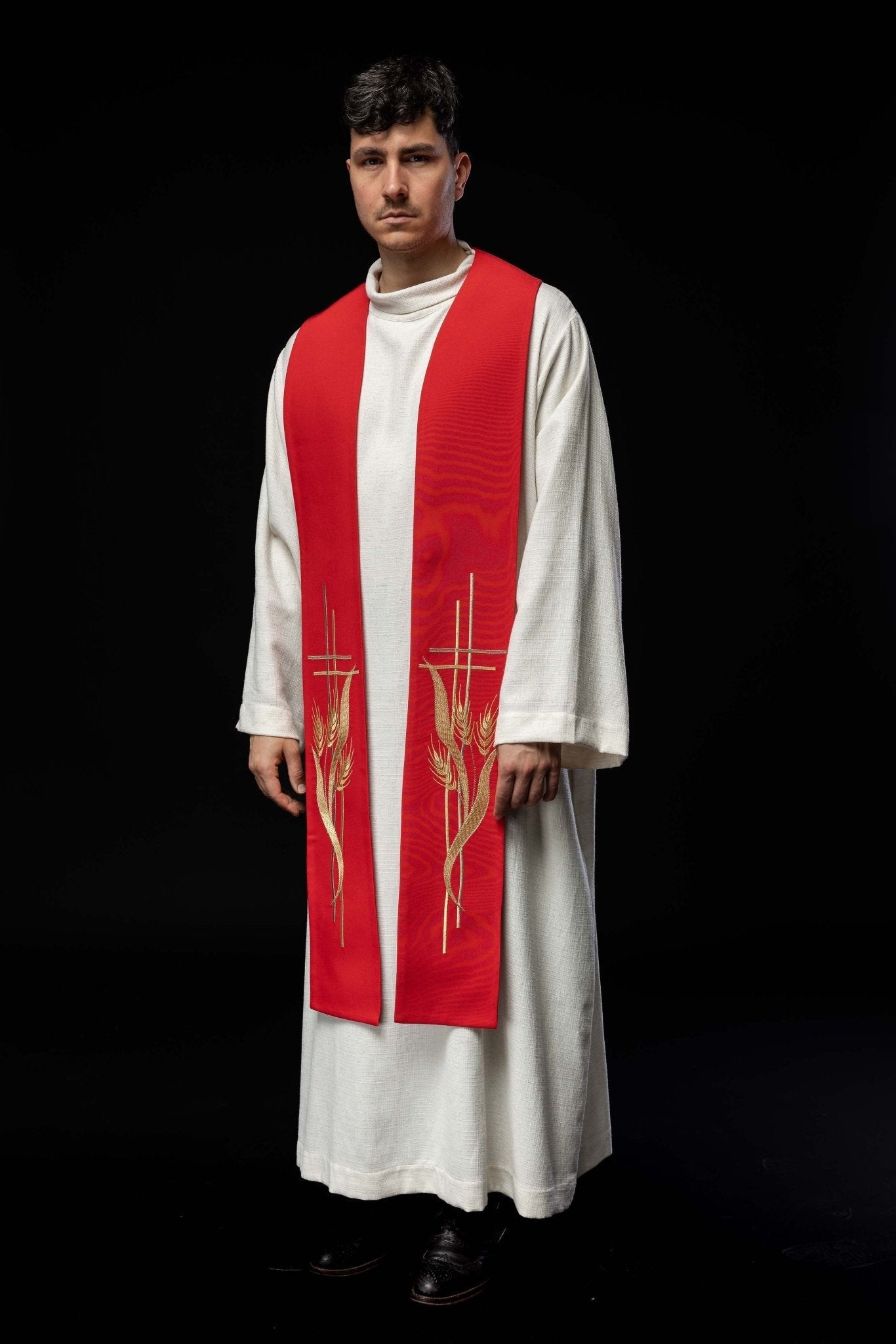 Red embroidered priestly stole KST/083/02/01 CZERWONY - HAFTINAUSA.COM