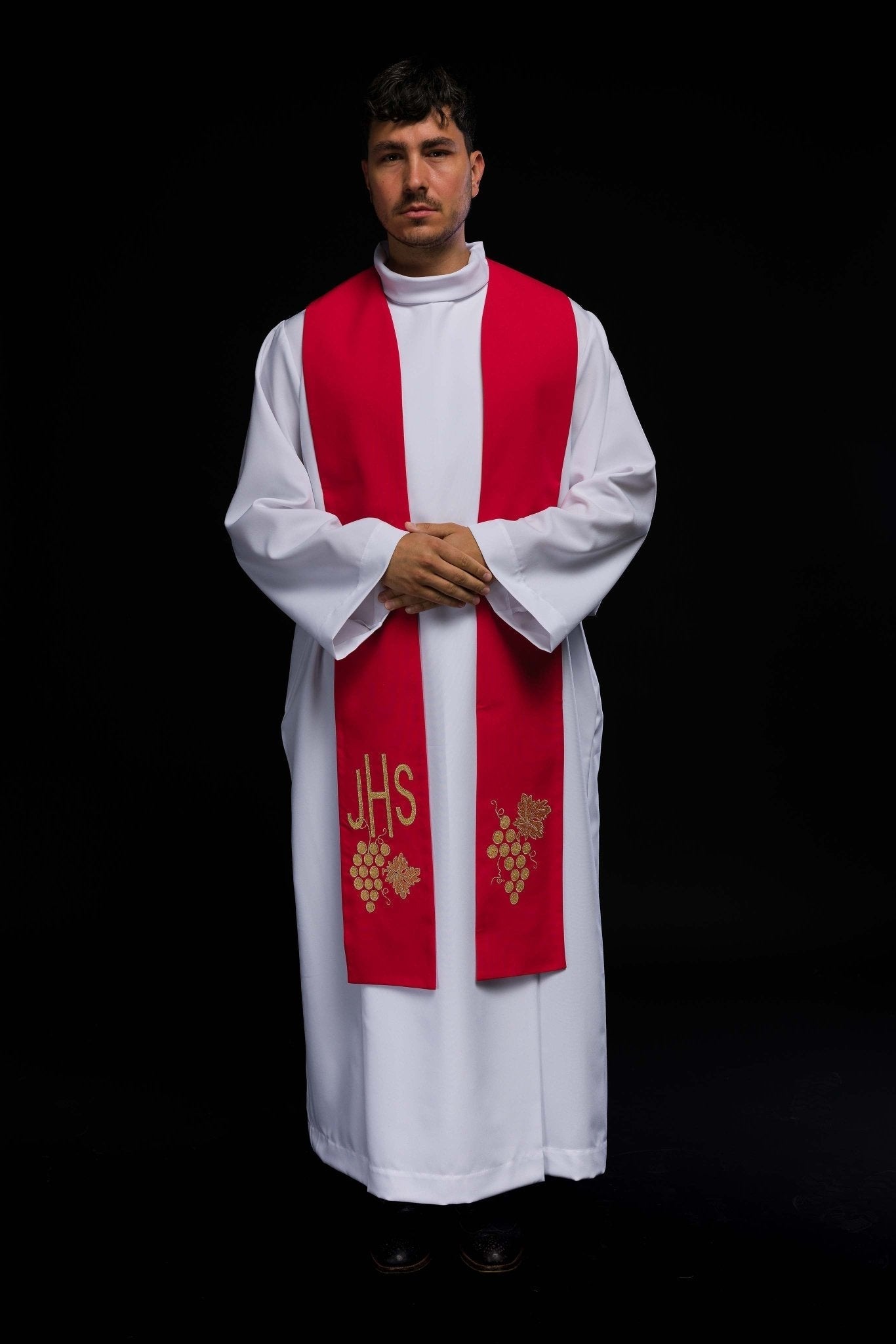 Red priestly stole embroidered with IHS and grapes KST/068/02/01 CZERWONY - HAFTINAUSA.COM