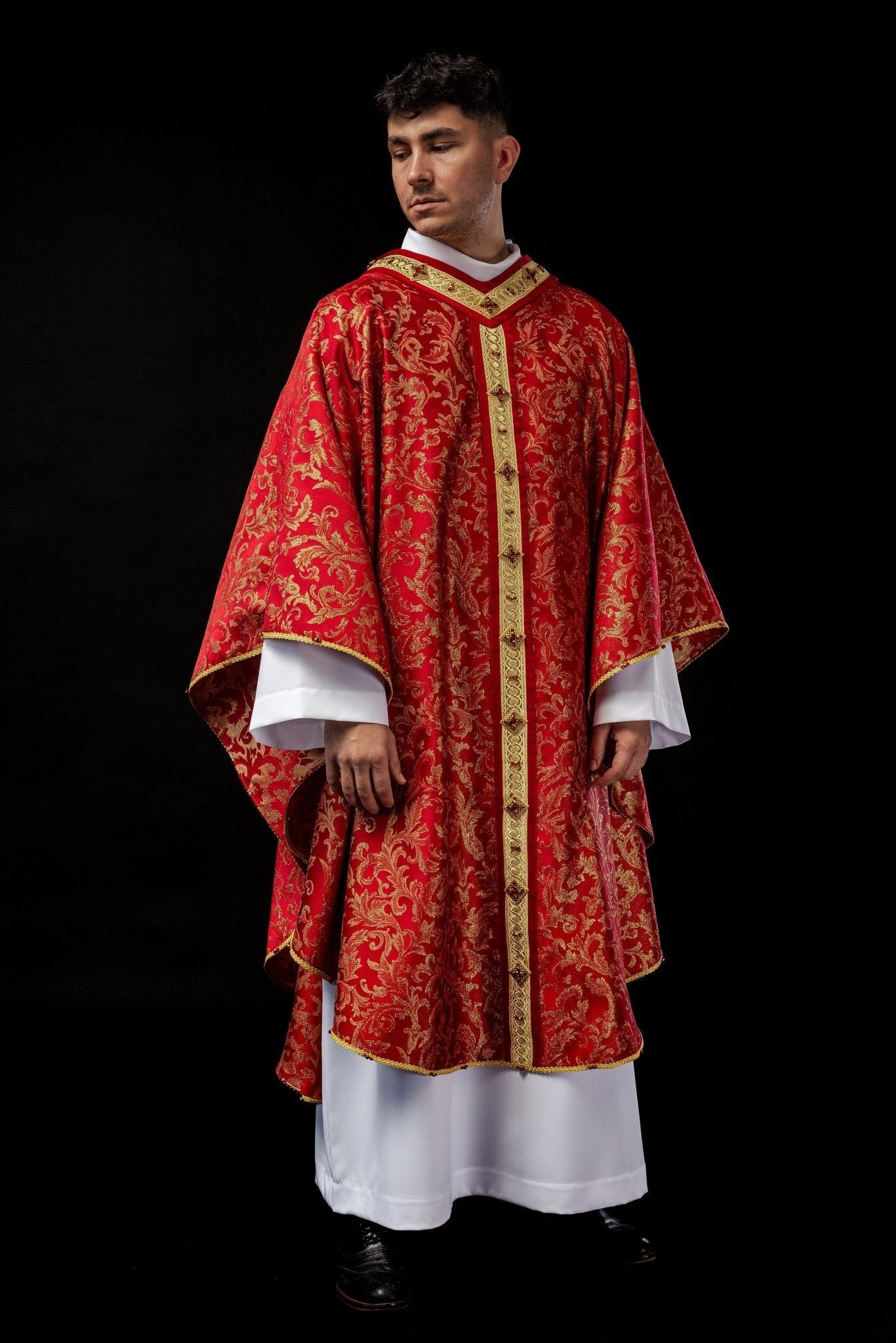 Red priests chasuble with natural stones Handmade 7003 HM/7003/02/90 - HAFTINAUSA.COM