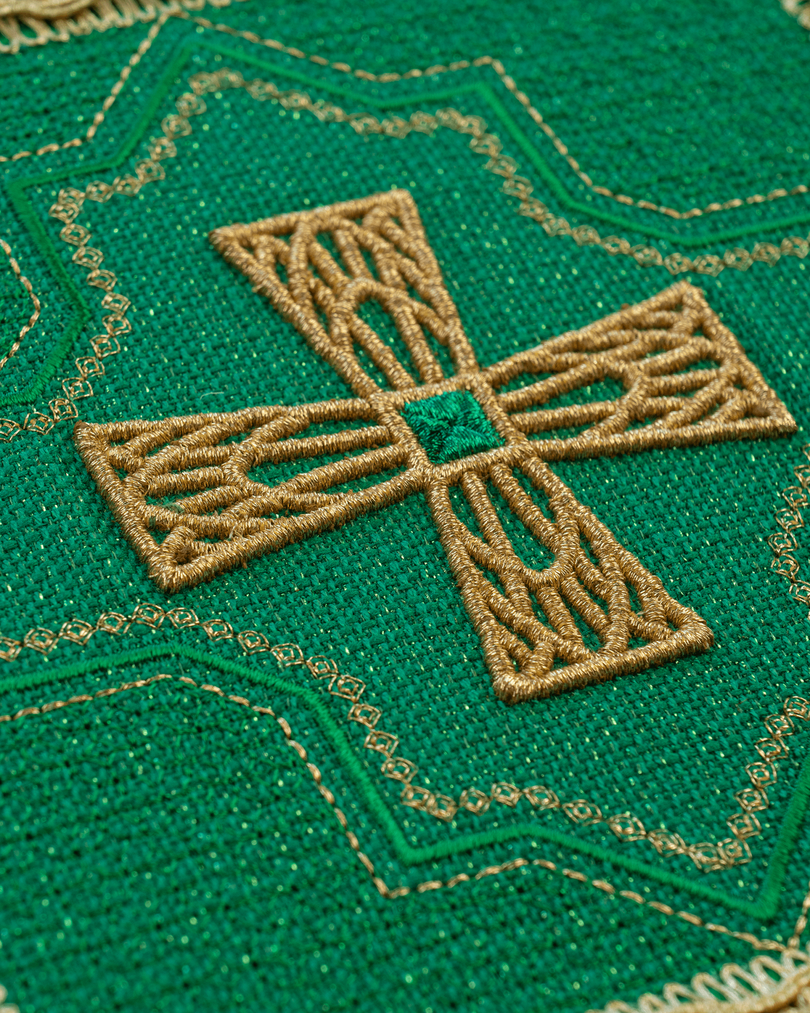 Set of Palls in four liturgical colors KPA4/184 18*18 - HAFTINAUSA.COM