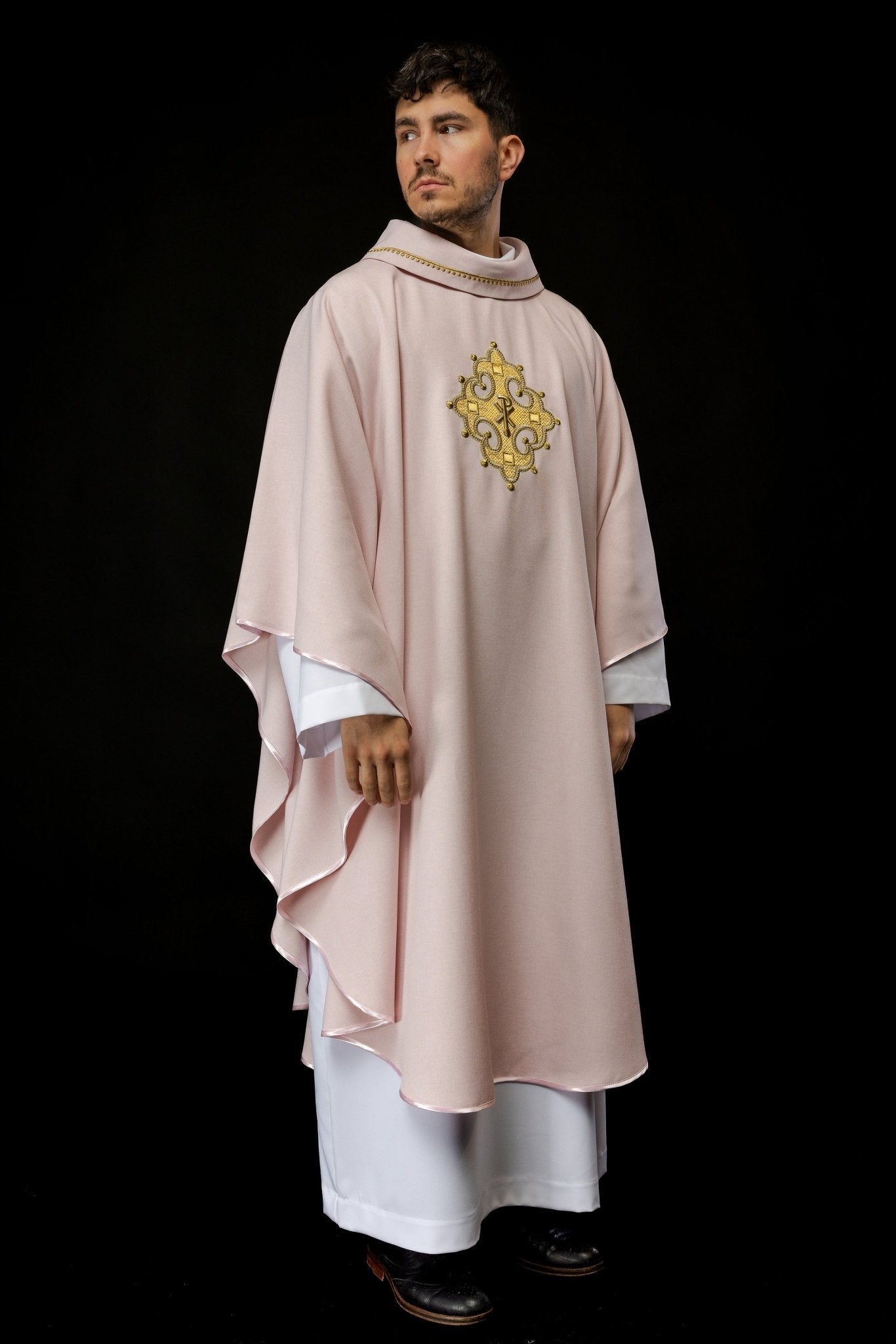 Simple pink chasuble with small PAX motif embroidery S - 7065 - 08 - 70 - HAFTINAUSA.COM